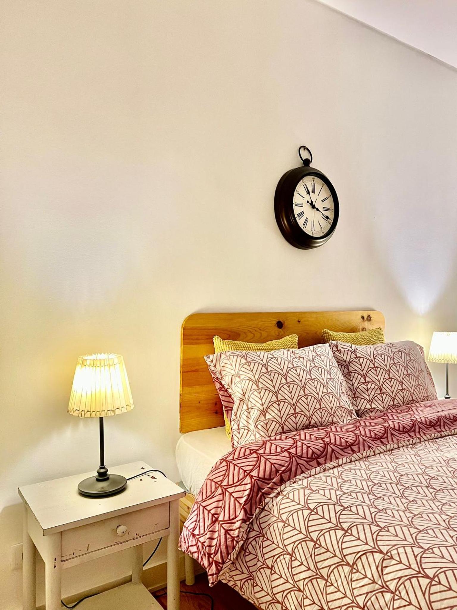 Standard Suite - Interior View - Photo 8