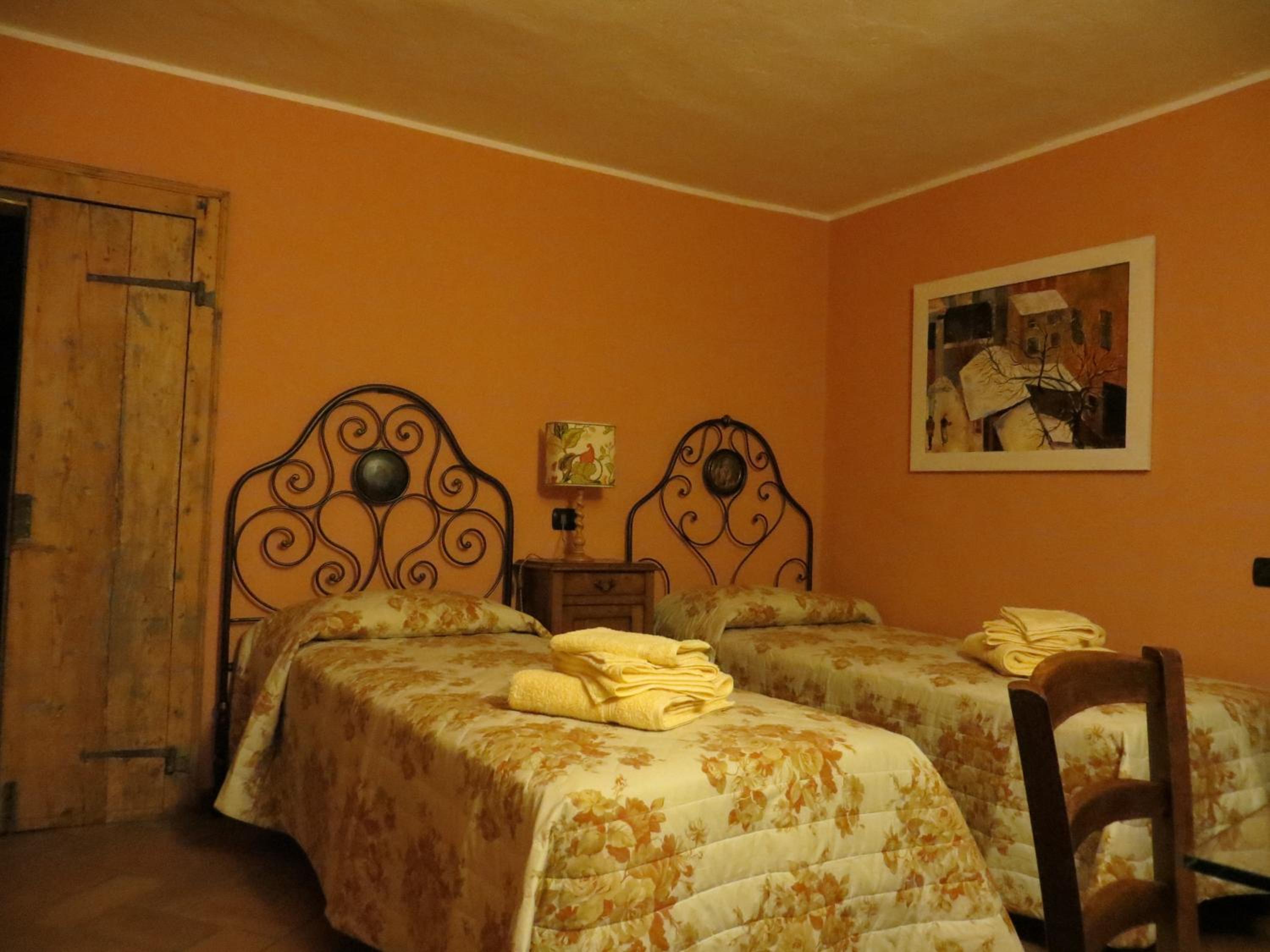 Double or Twin Room photo 2