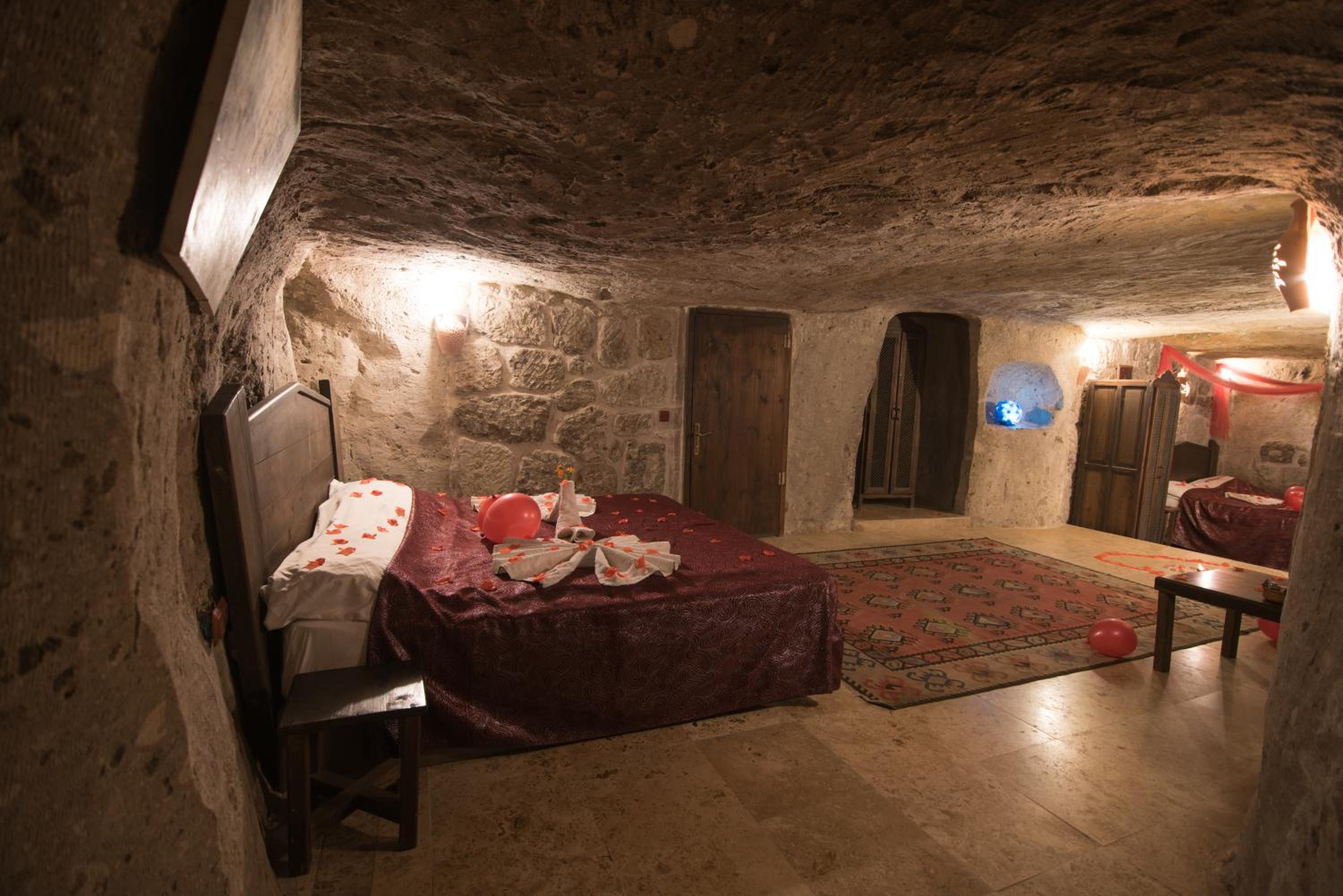 Triple Cave Room - Photo 64