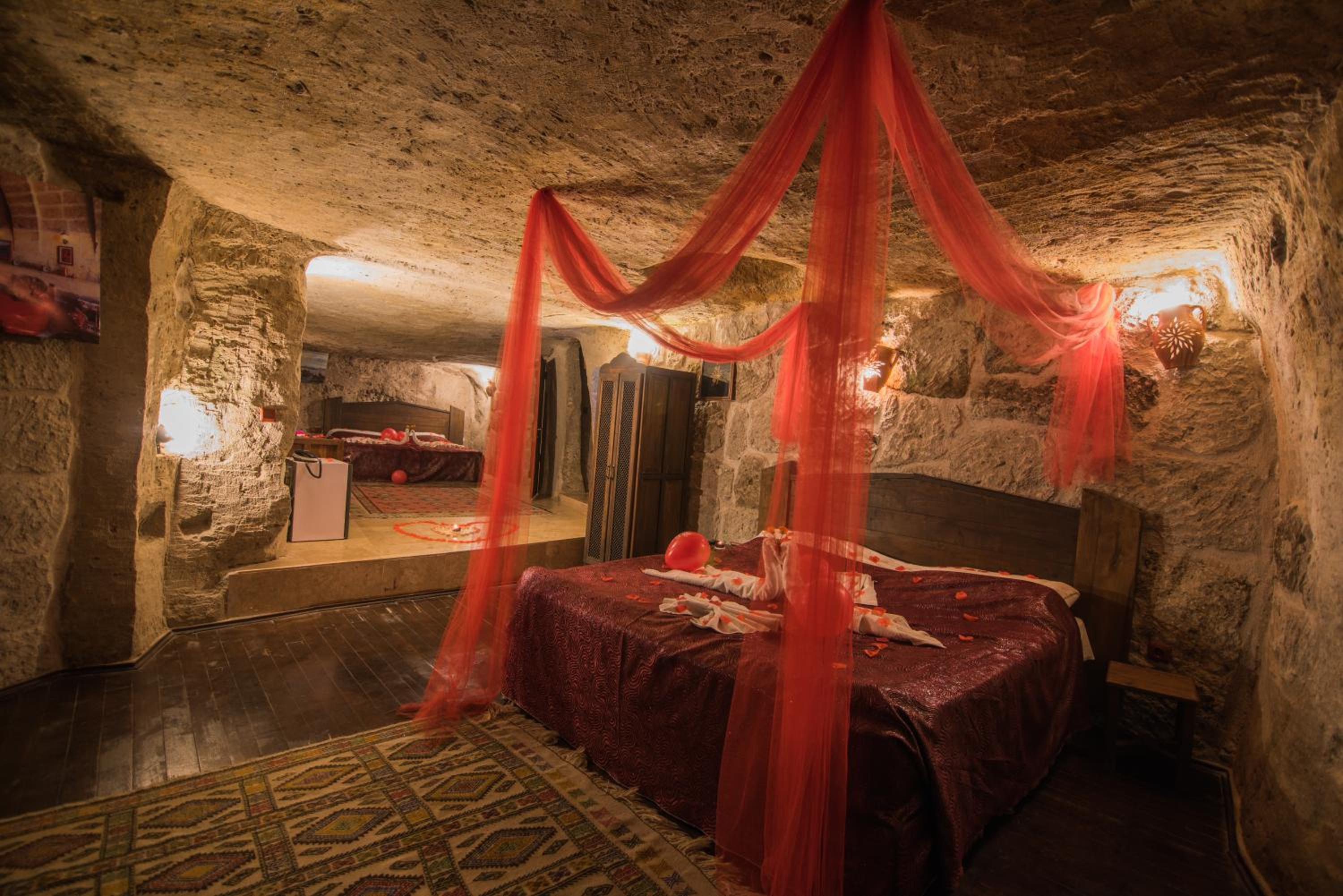 Triple Cave Room - Photo 61