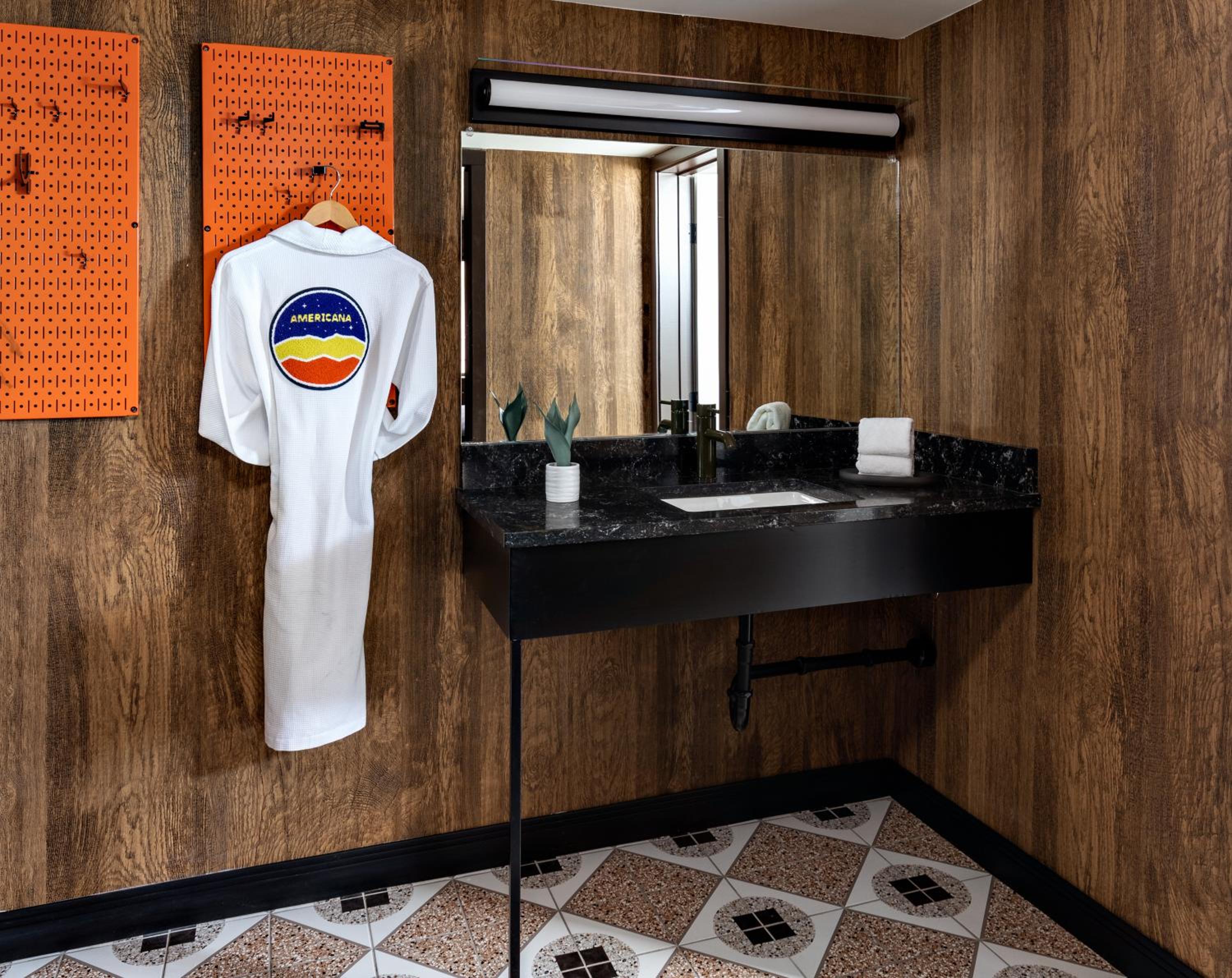 Small Double Room - Photo 8