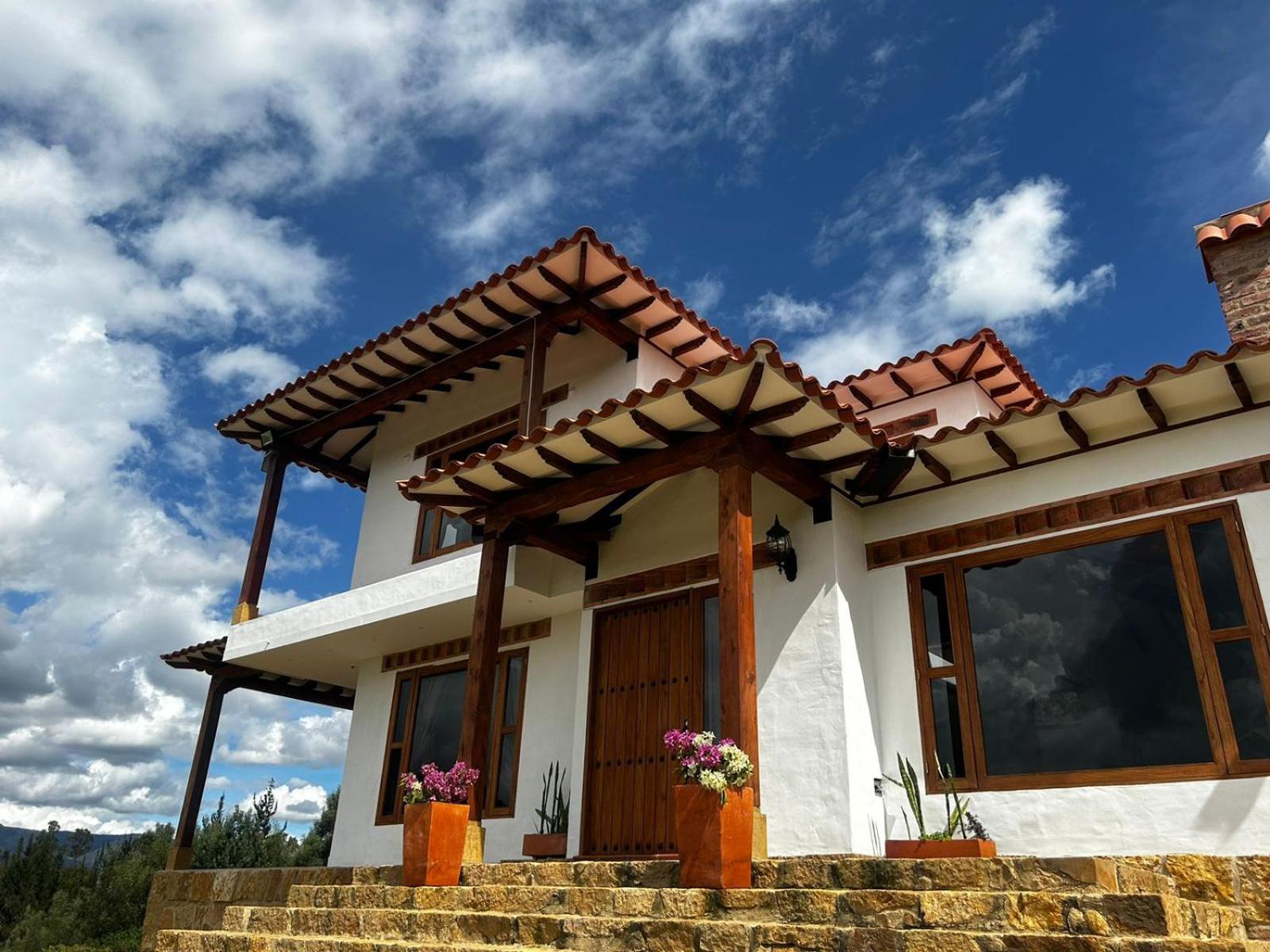 Four-Bedroom Vacation Home photo 2