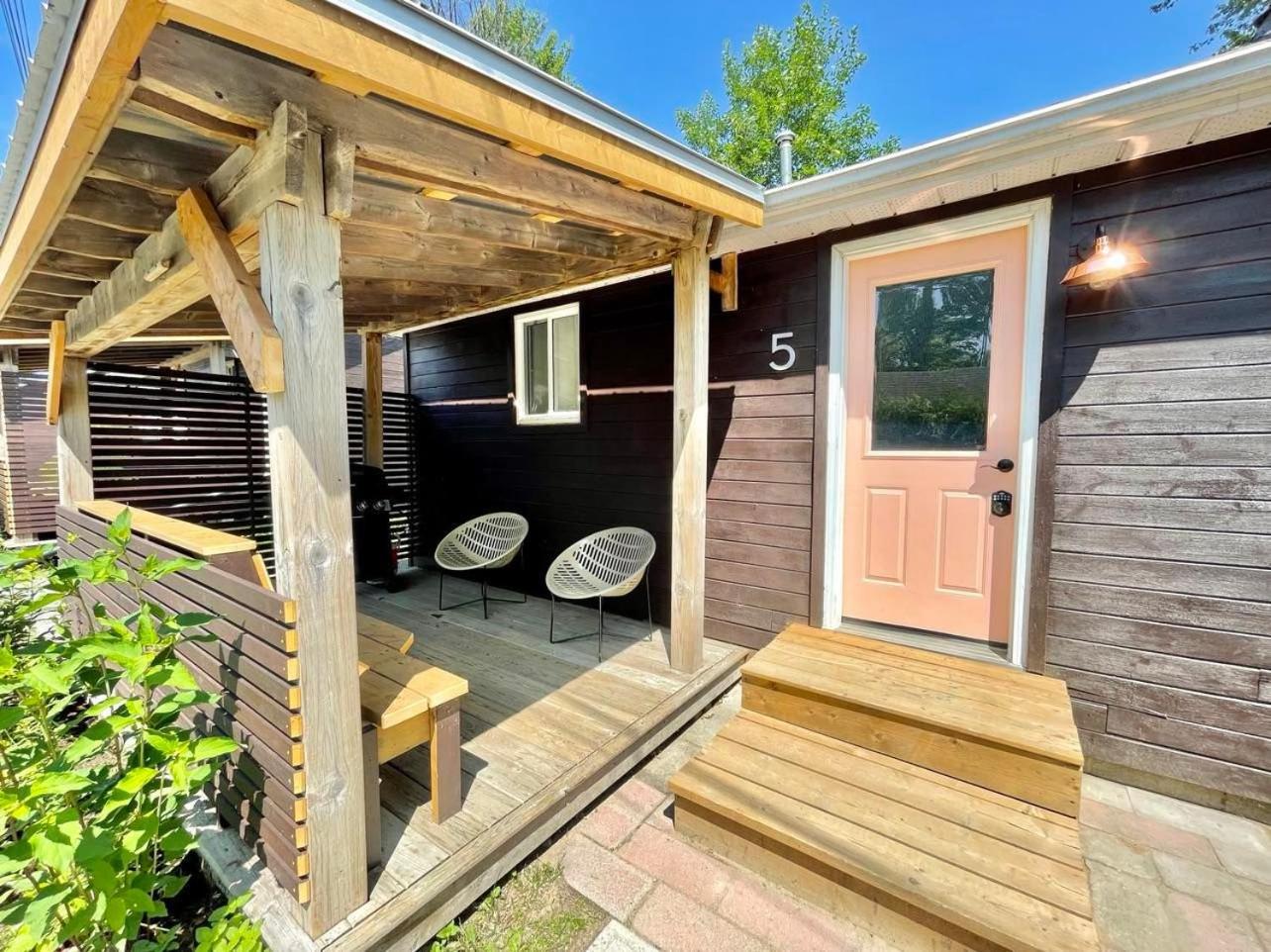 Bungalow with Patio photo 1