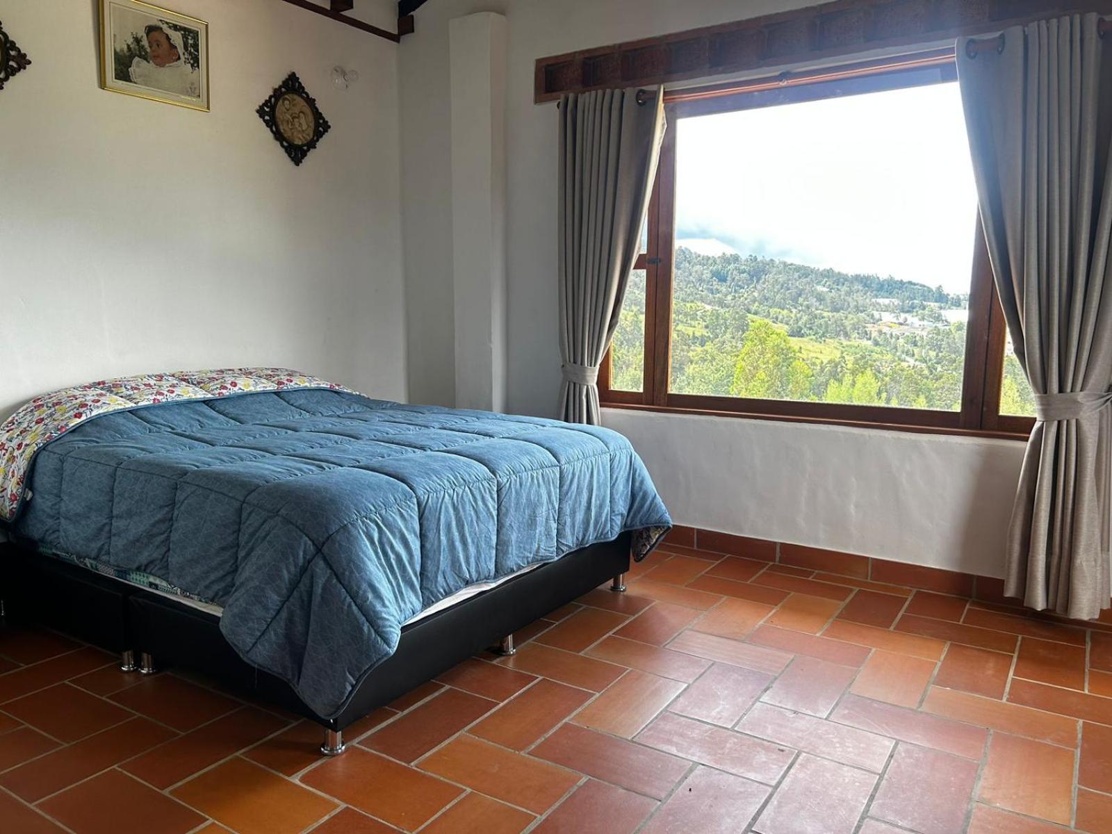 Four-Bedroom Vacation Home photo 1