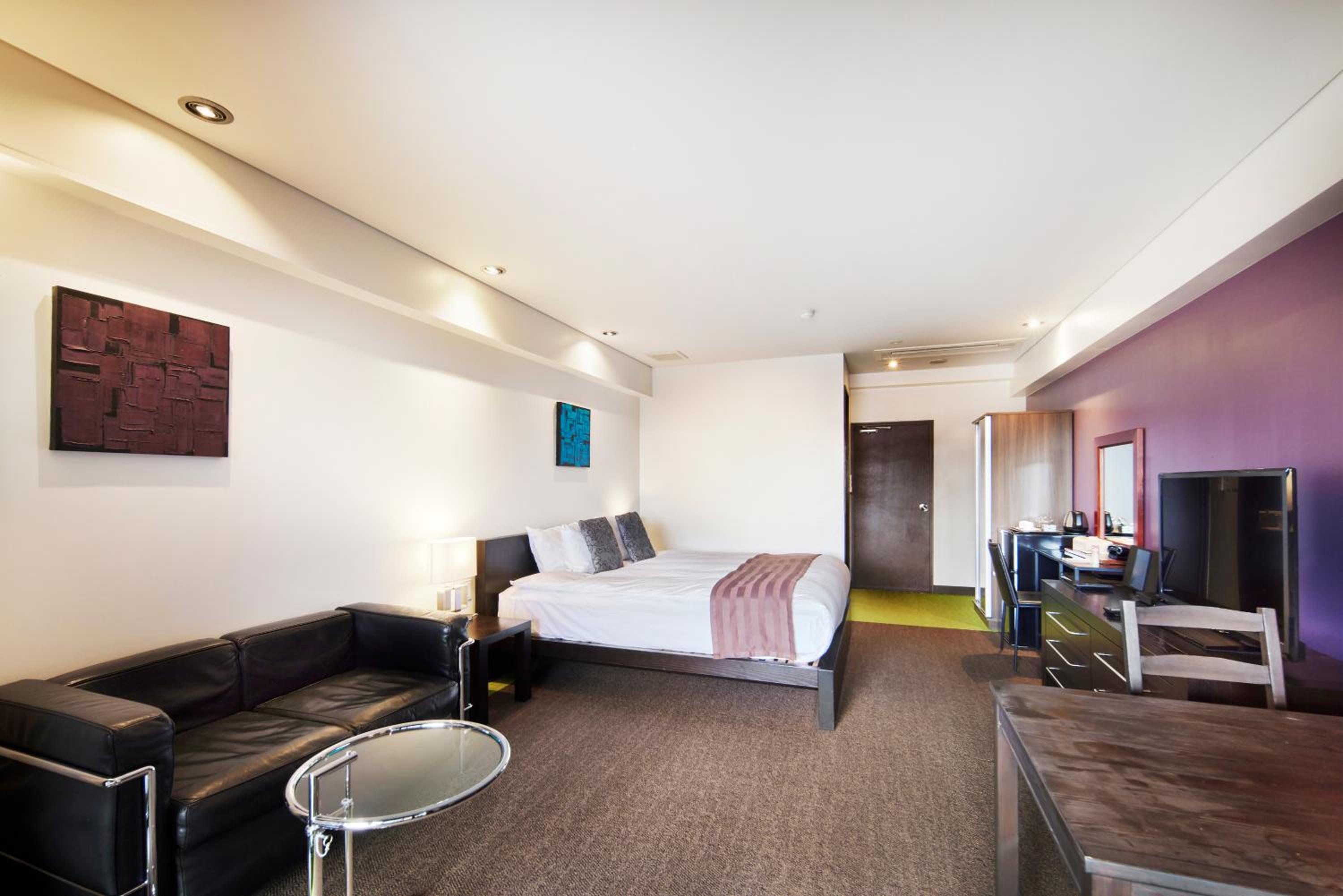 Deluxe King Room photo 2