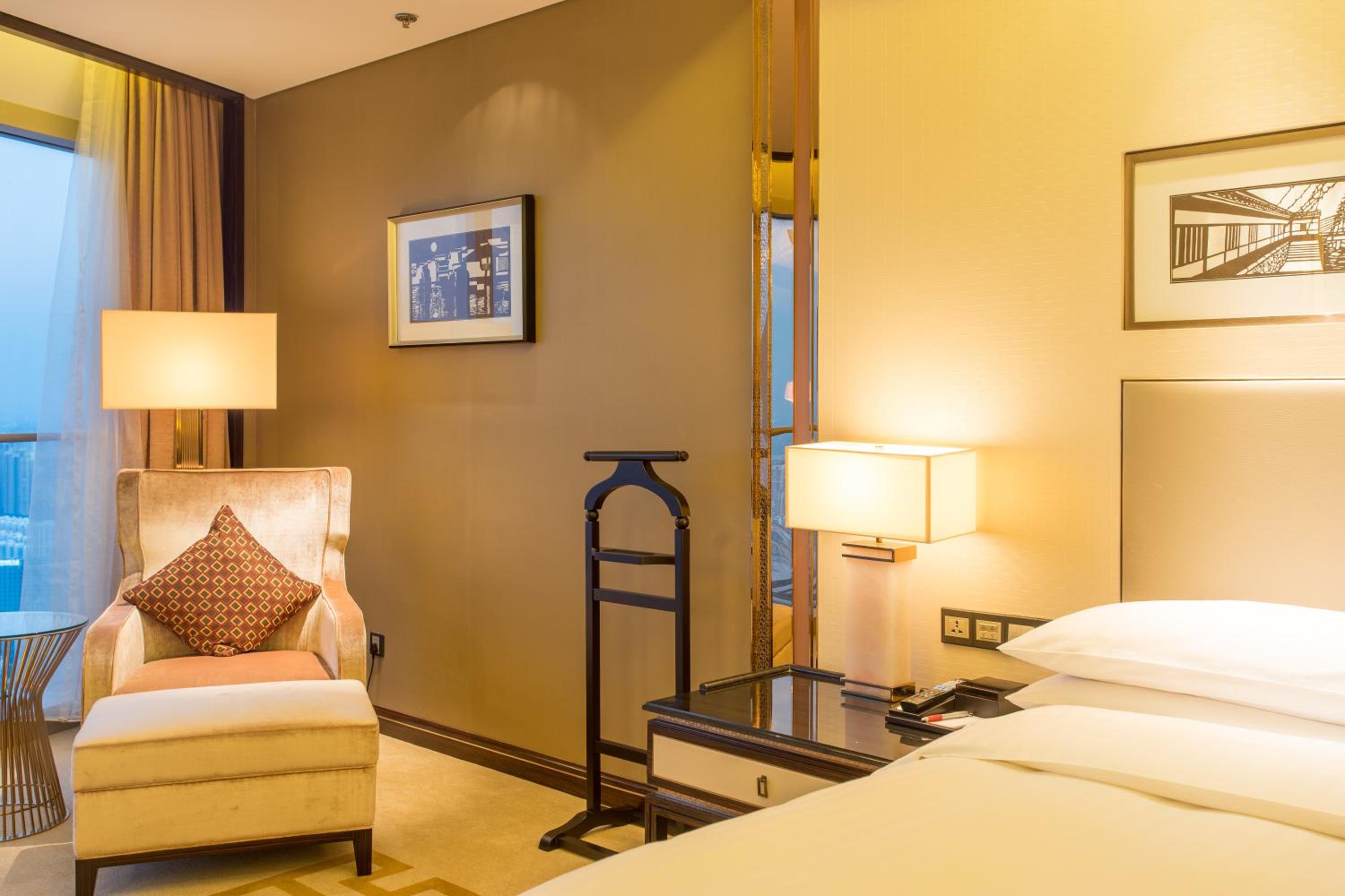 Executive Room, Executive lounge access, Guest room, 1 King