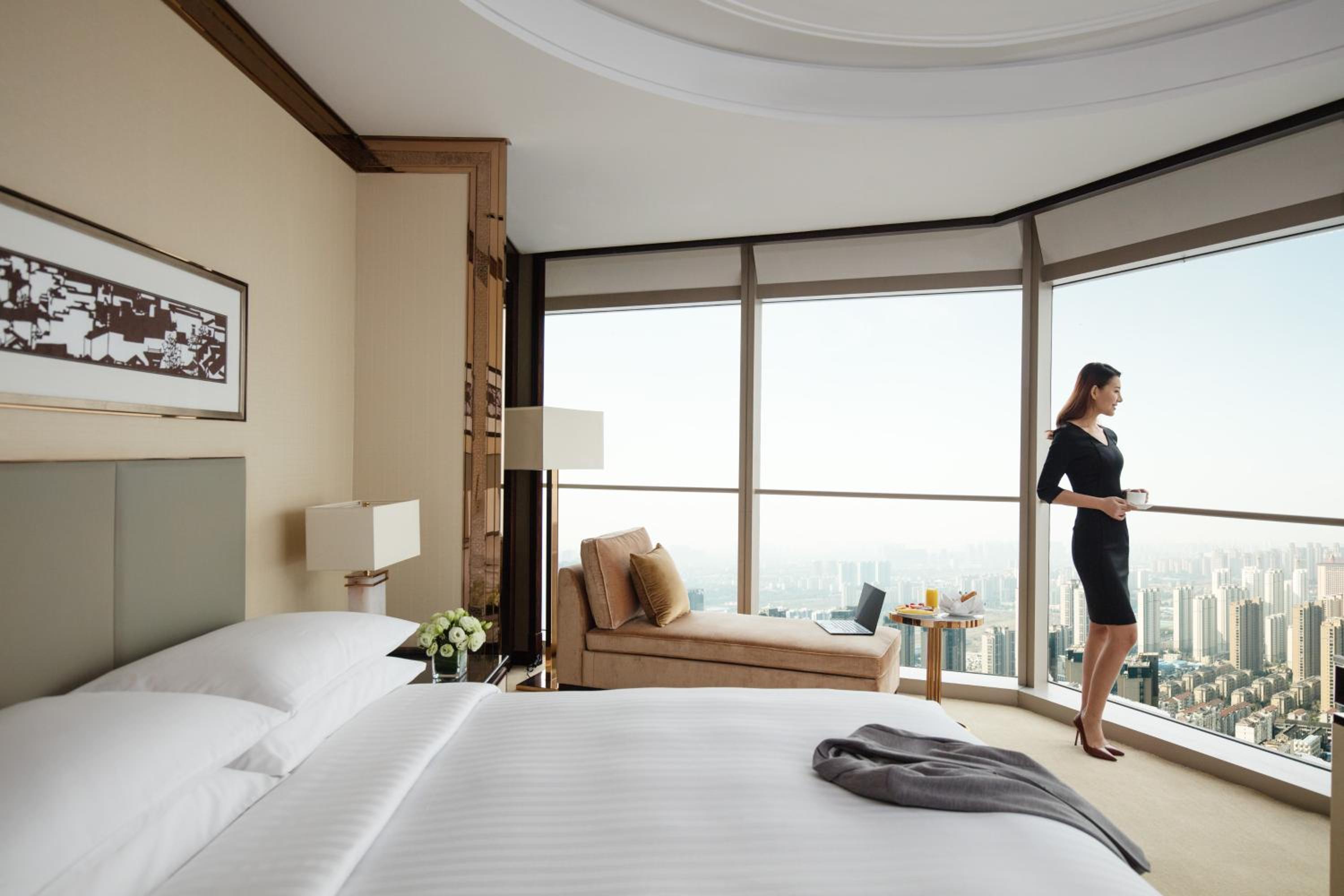 Premier Room, Guest room, 1 King photo 3