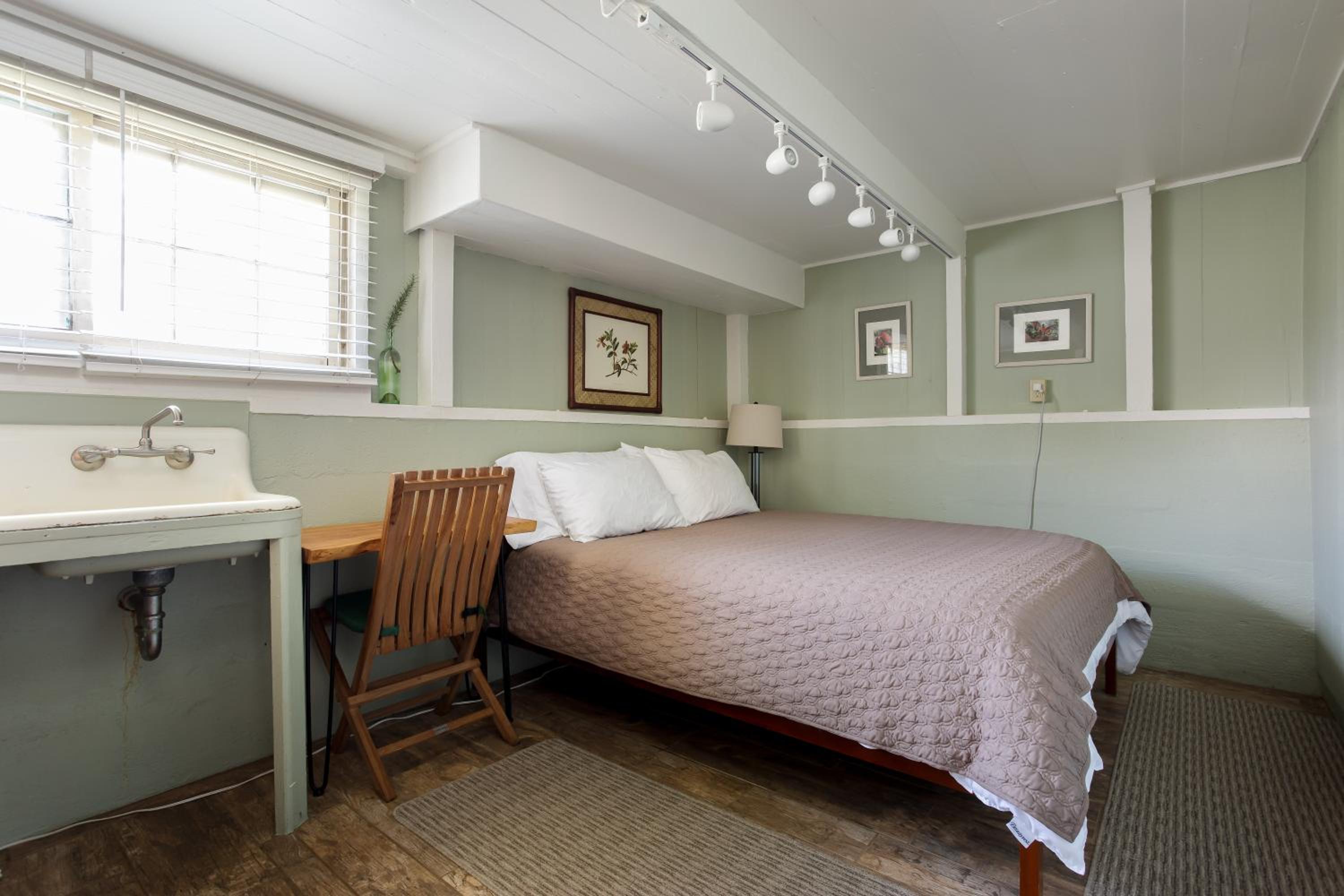Standard Double Room - Photo 1