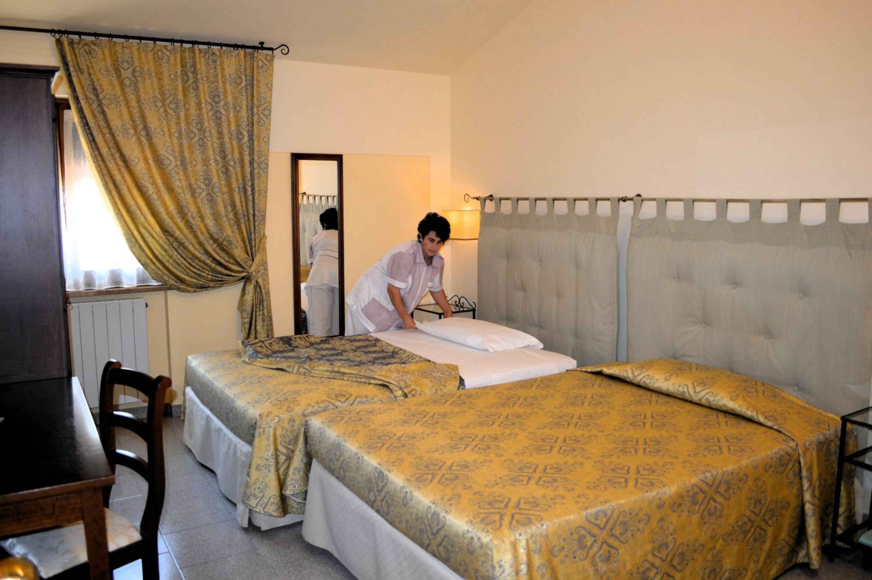 Double Room - Photo 3
