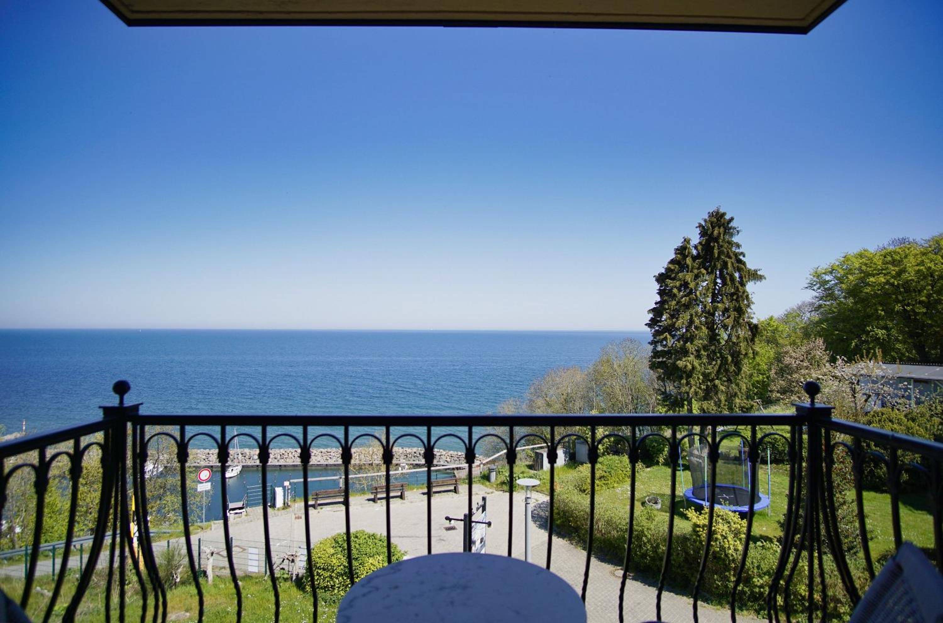 Apartment with Sea View photo 1