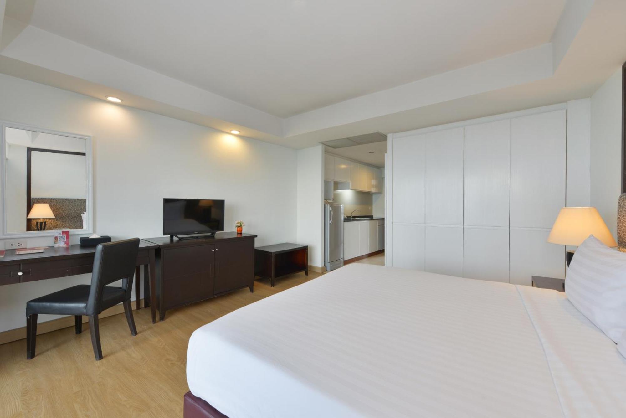 Superior Ocean View - Photo 4