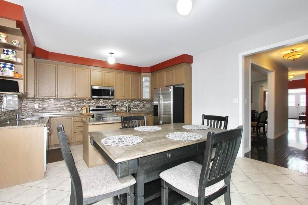 Villa photo 3