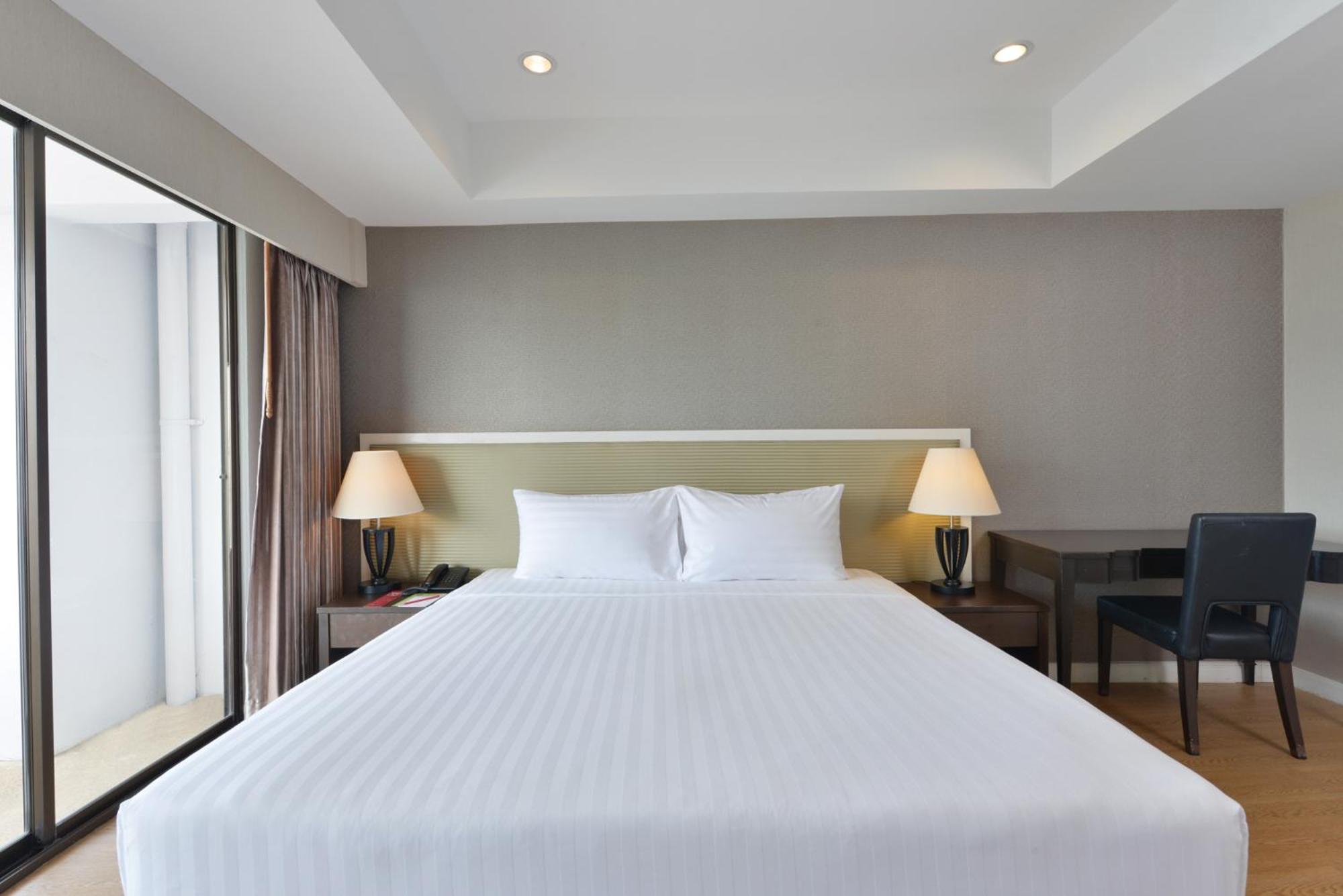 Deluxe Ocean View  - Photo 4