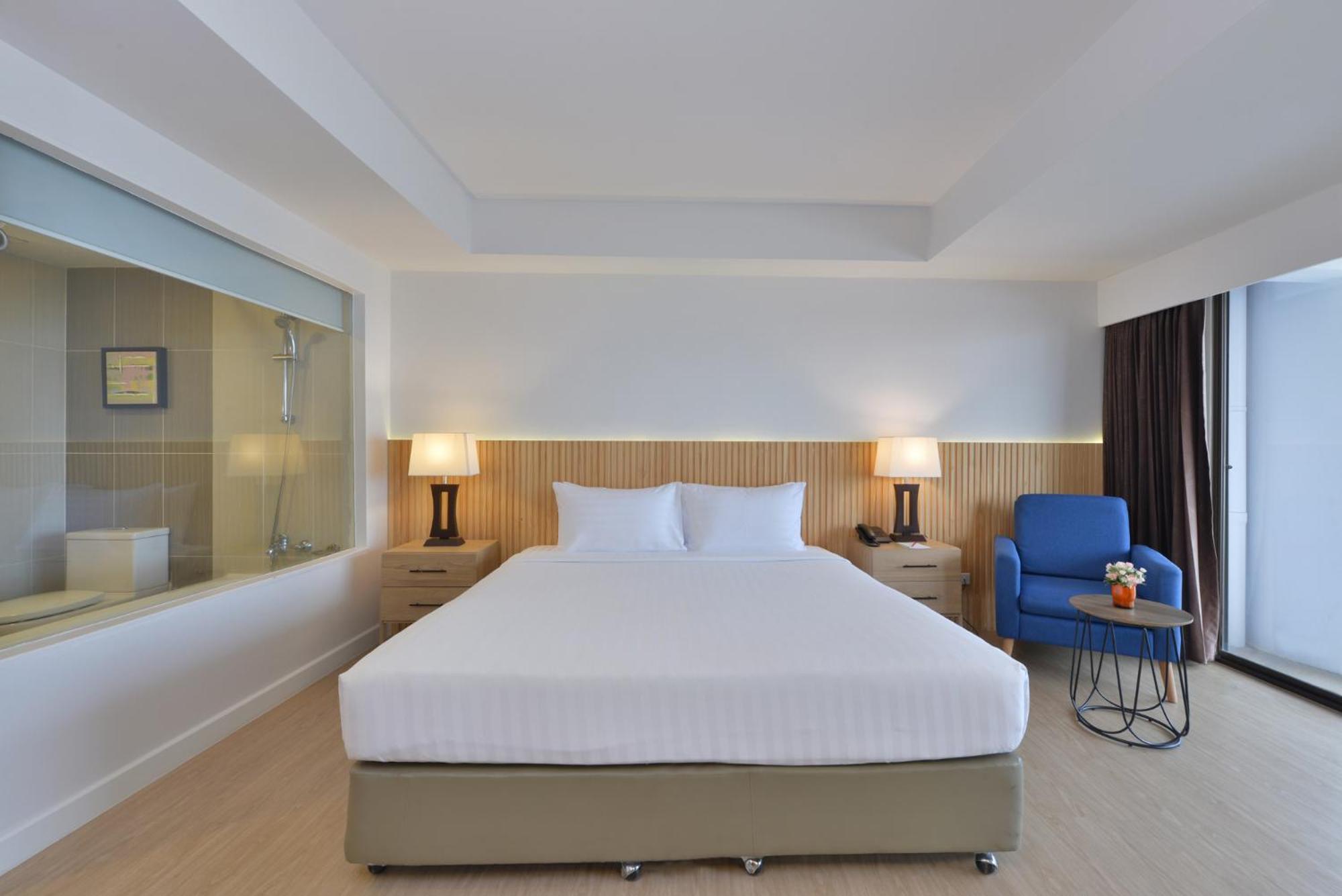 Premier Deluxe Ocean View - Photo 2