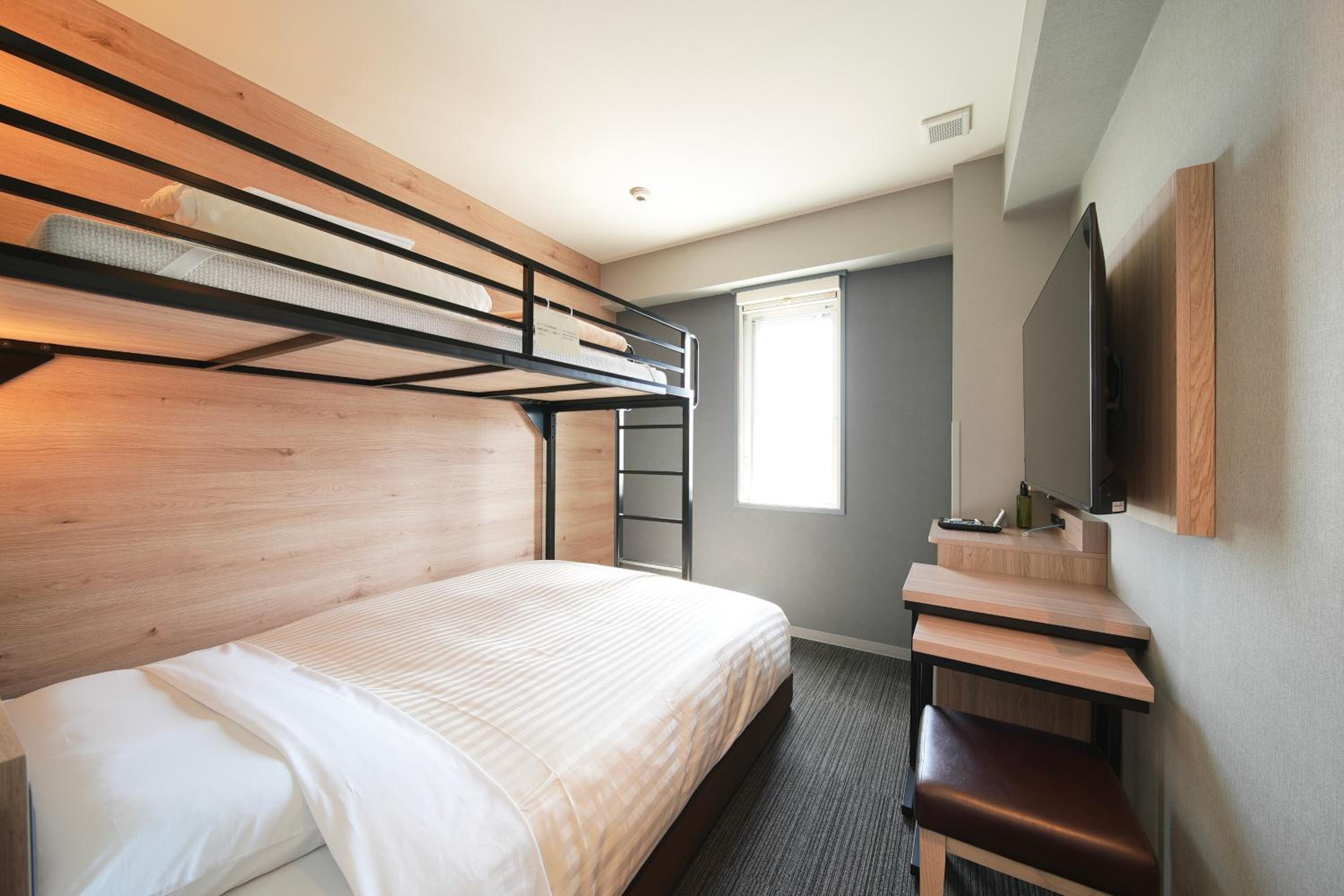 Double Room with Extra Bed - Non-Smoking - Photo 5