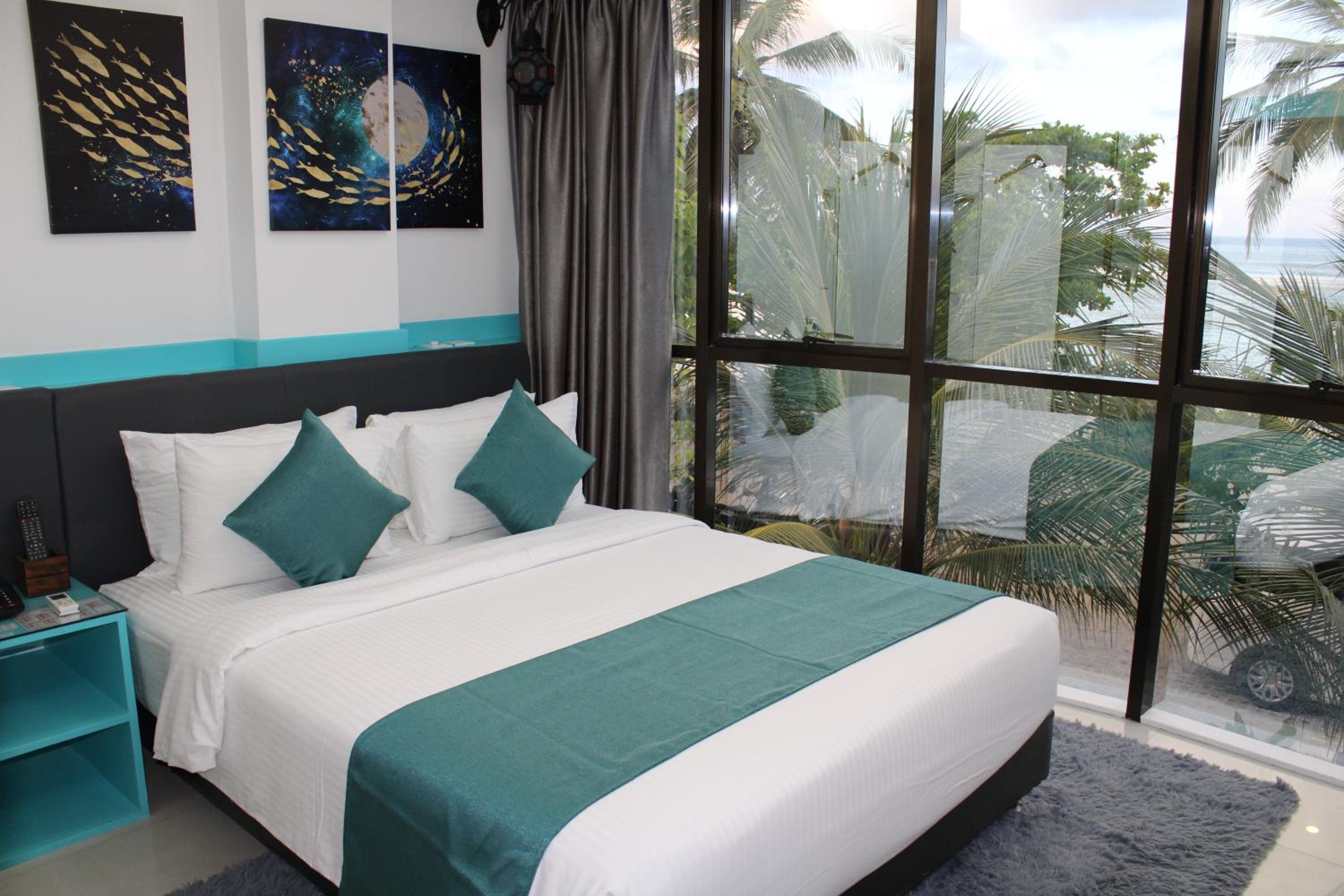 Deluxe Double Room with Sea View - Photo 1