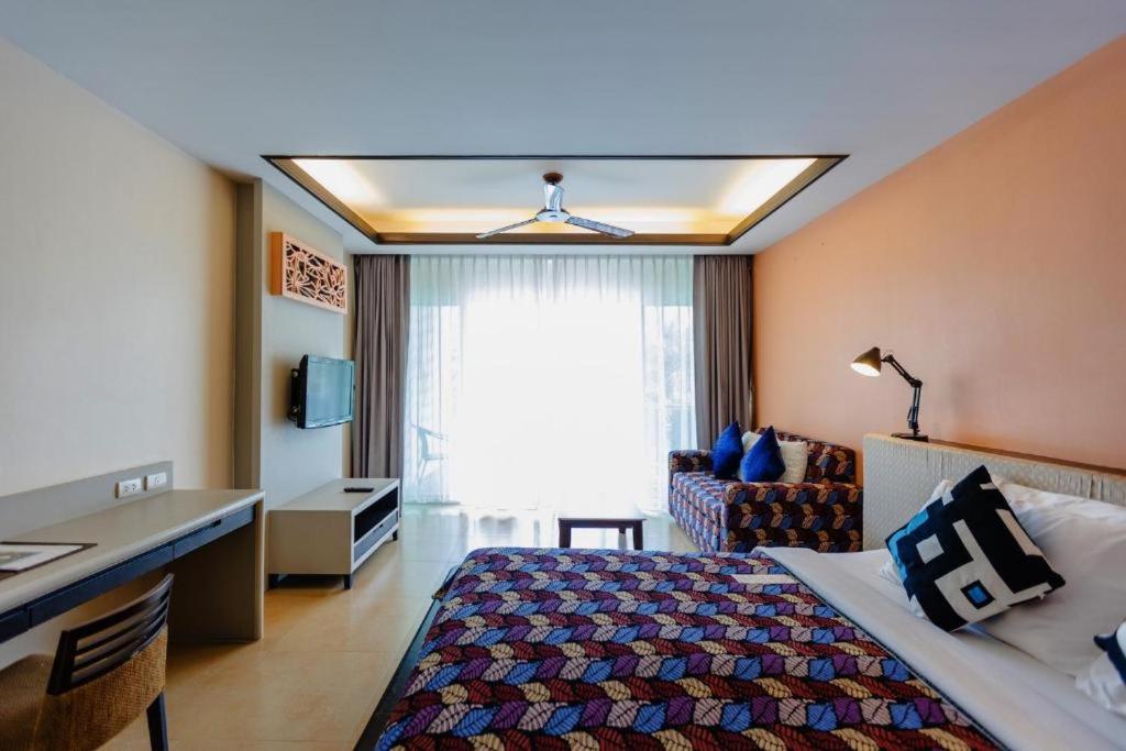 Deluxe Double or Twin Room - Photo 3