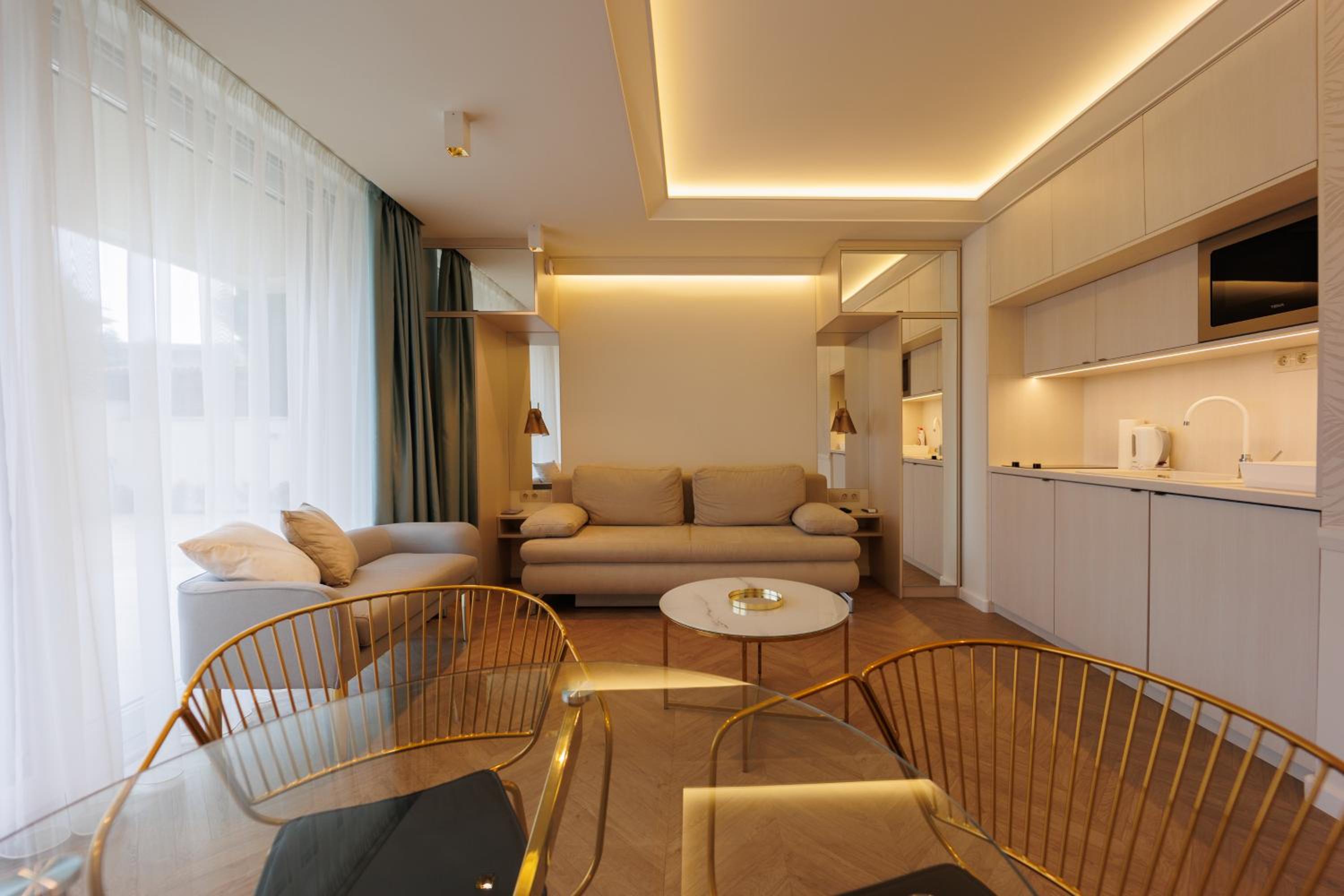 Deluxe Apartment - Photo 2