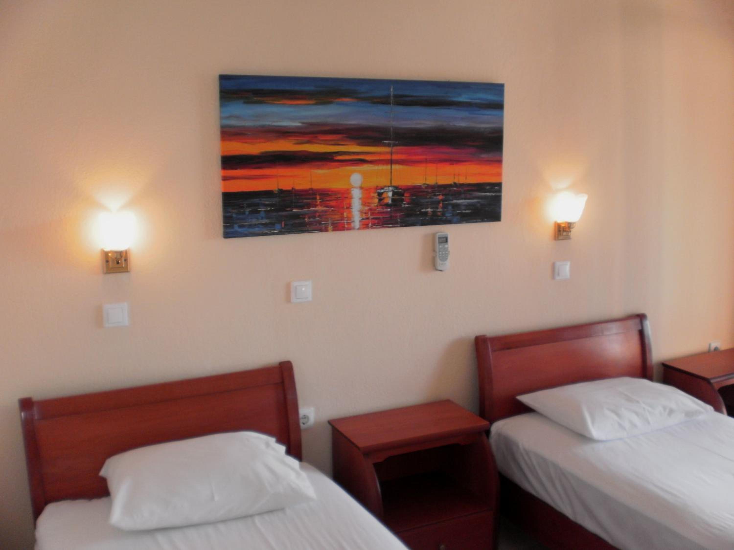 Two-Bedroom Apartment with Balcony photo 3