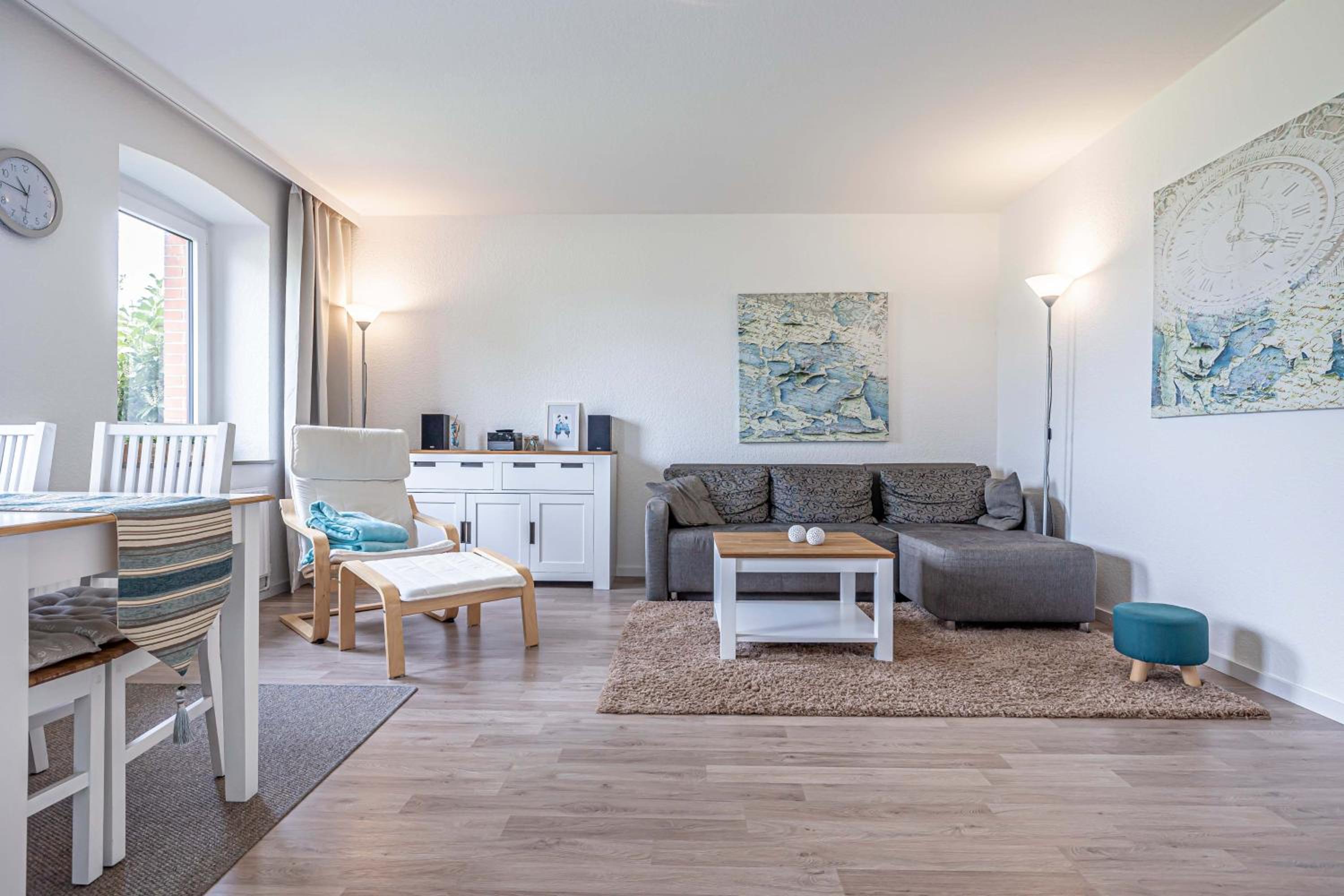 Apartment with Terrace photo 1