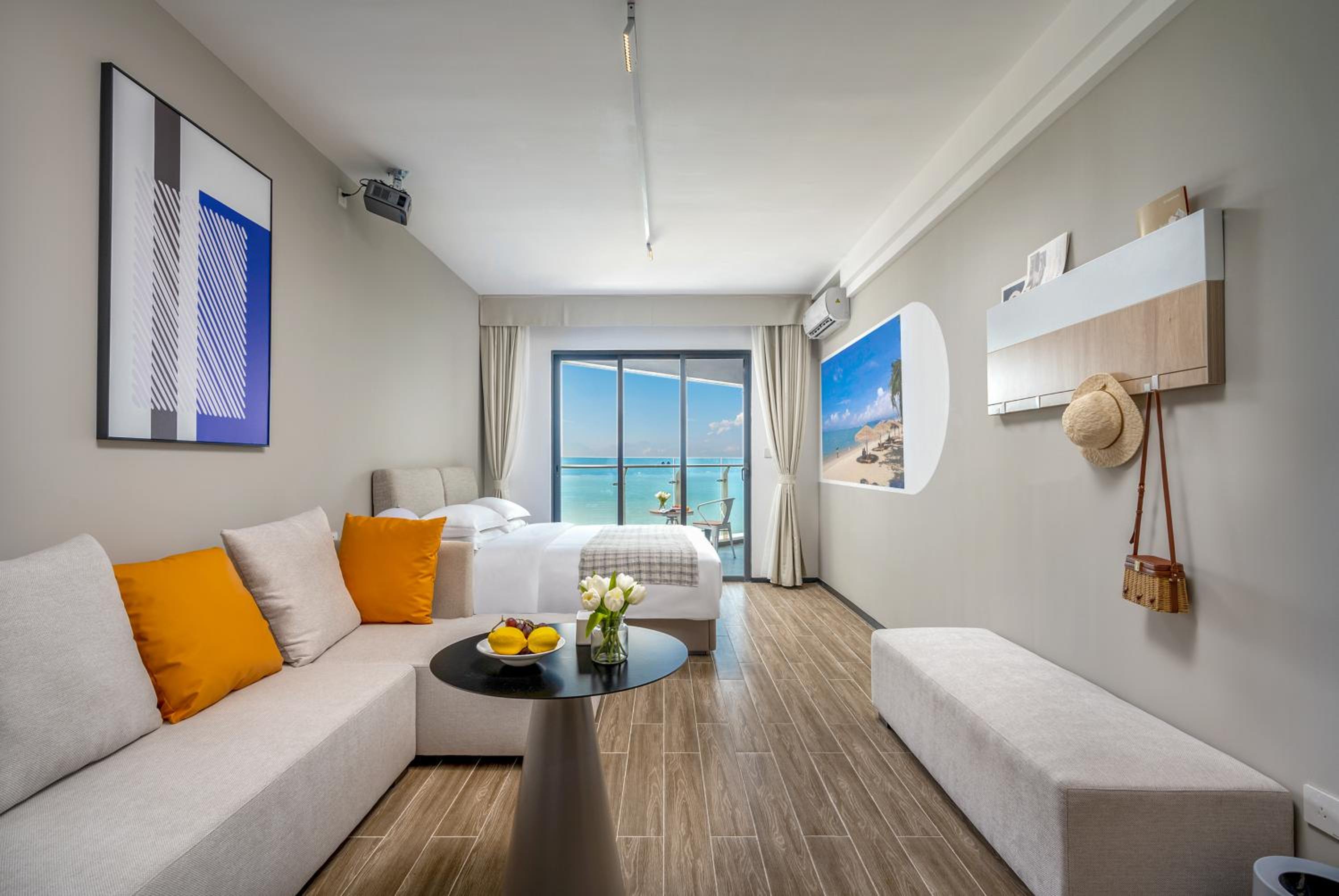 Deluxe Double Room with Balcony and Sea View photo 2