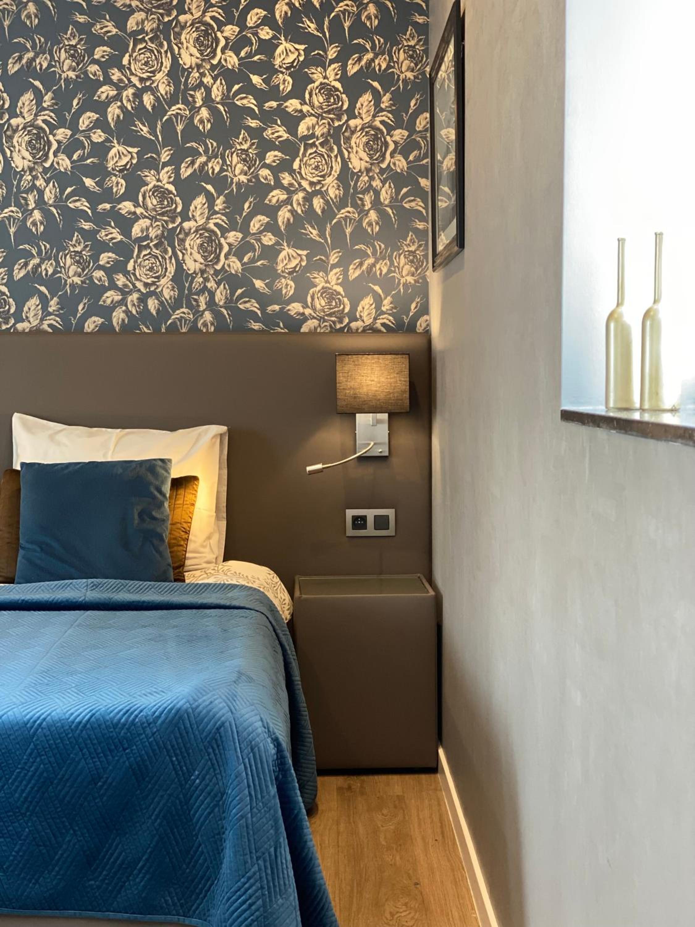 Comfort Room with Garden View