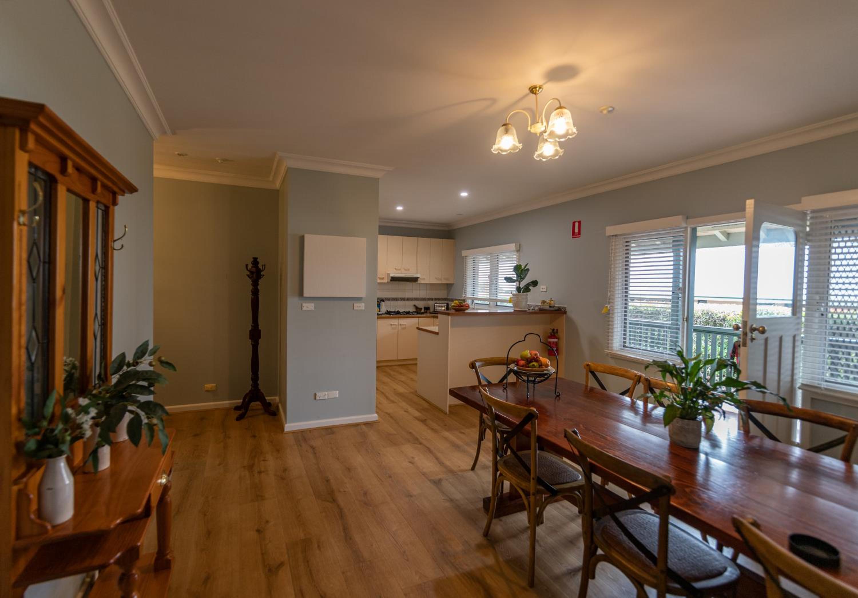 Four-Bedroom House photo 3