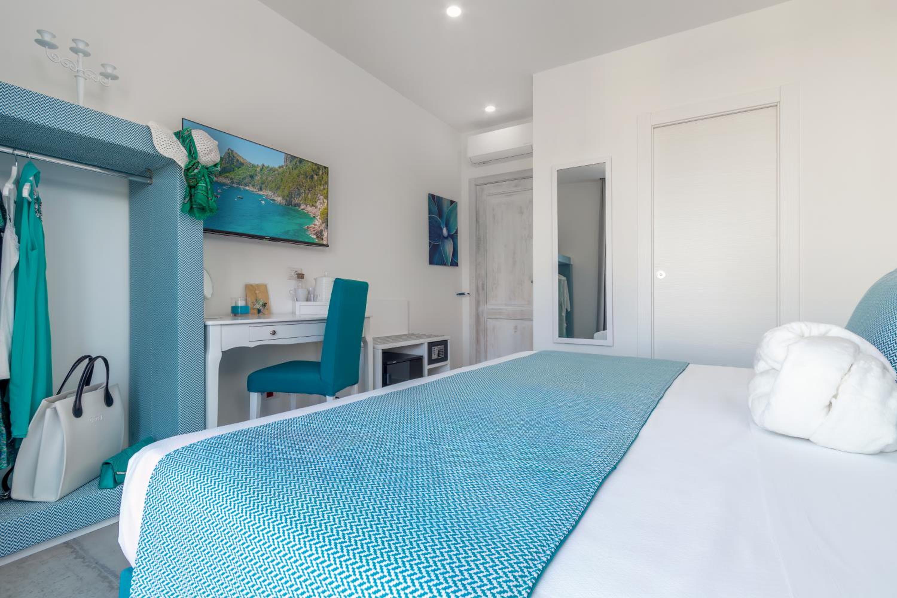 Superior Double Room photo 2