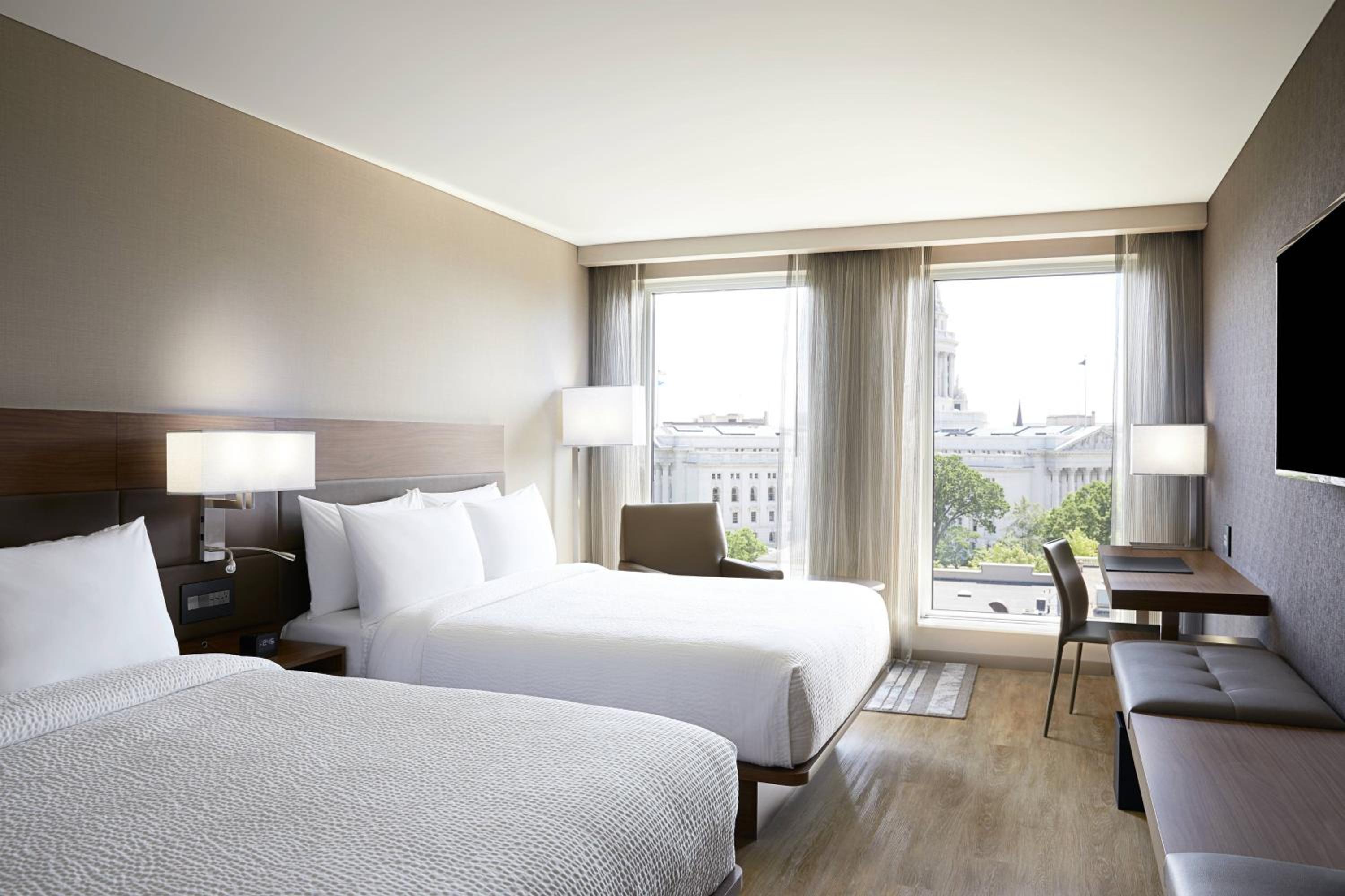 Queen Room with Two Queen Beds - Hearing Accessible