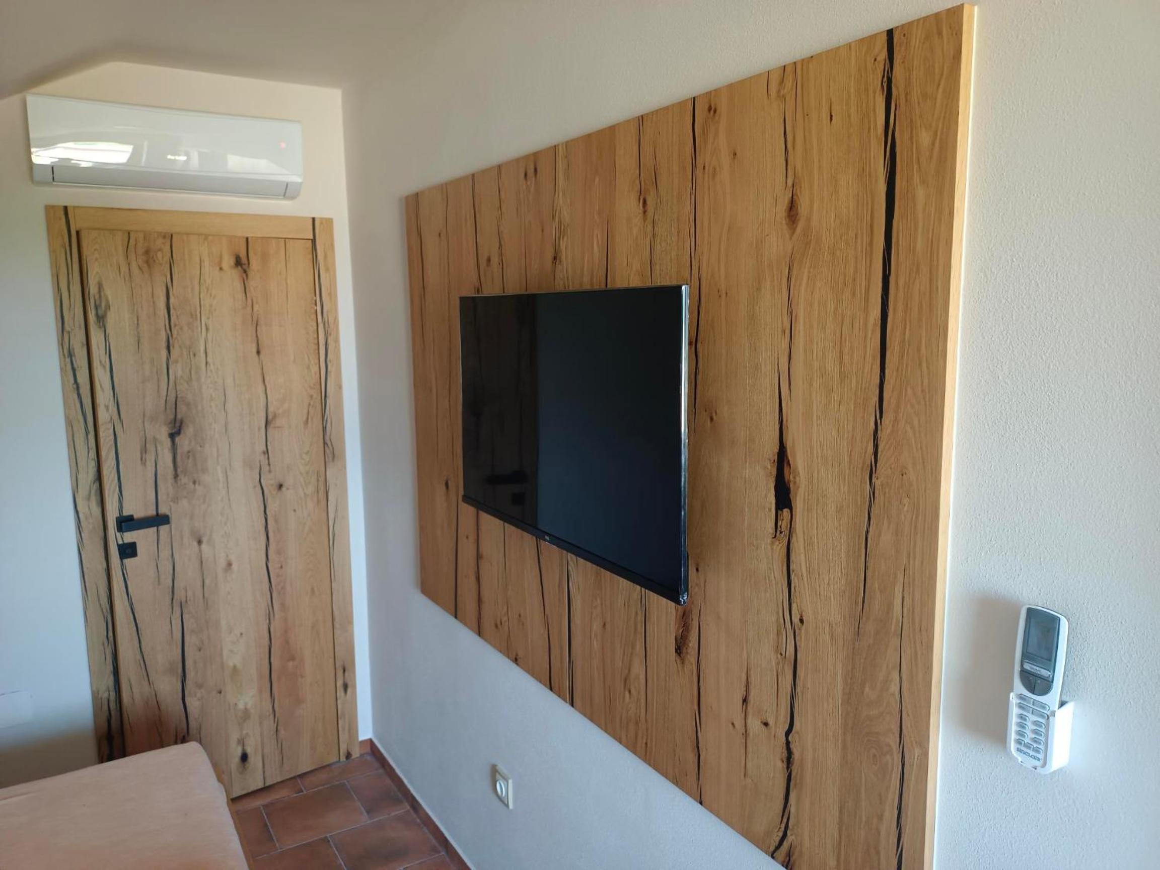 Double Room with Private Bathroom photo 3