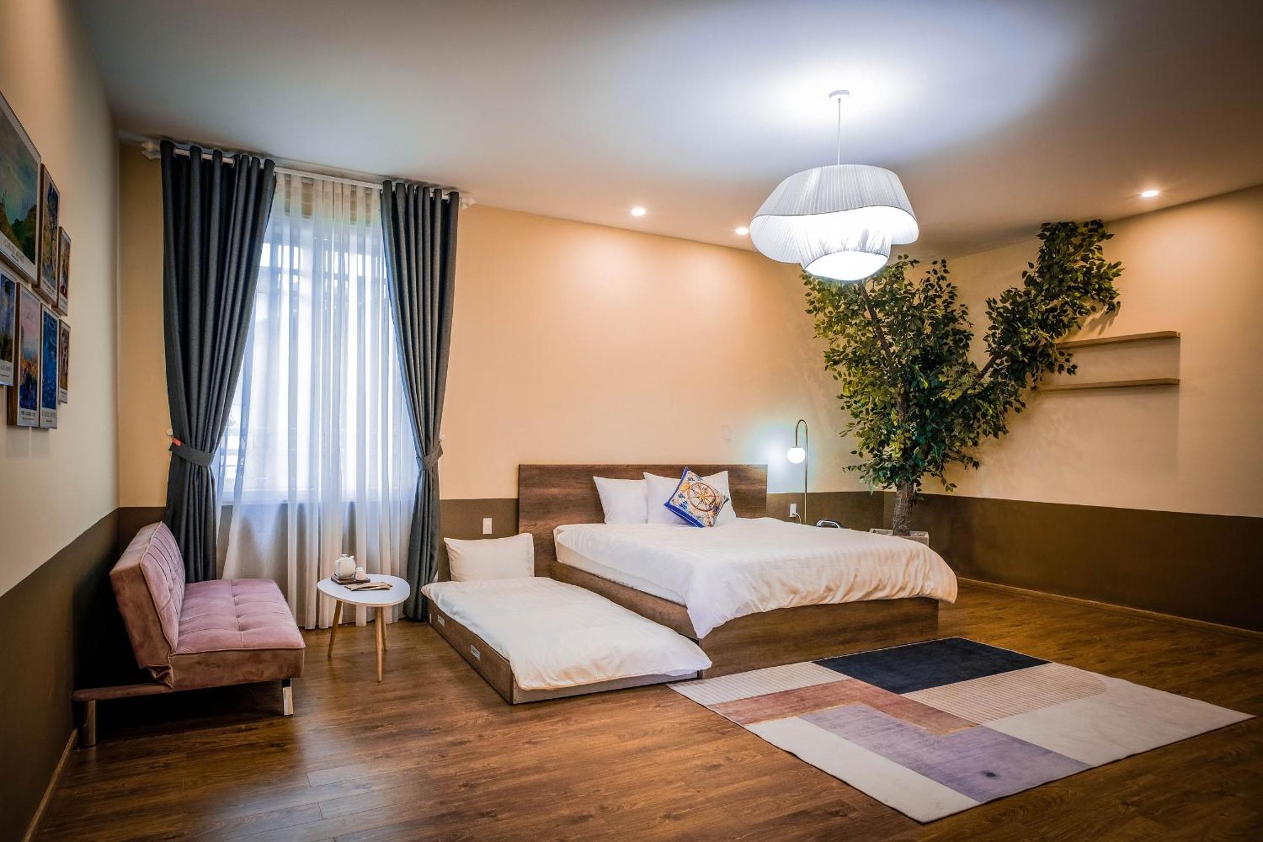 Deluxe Triple Room