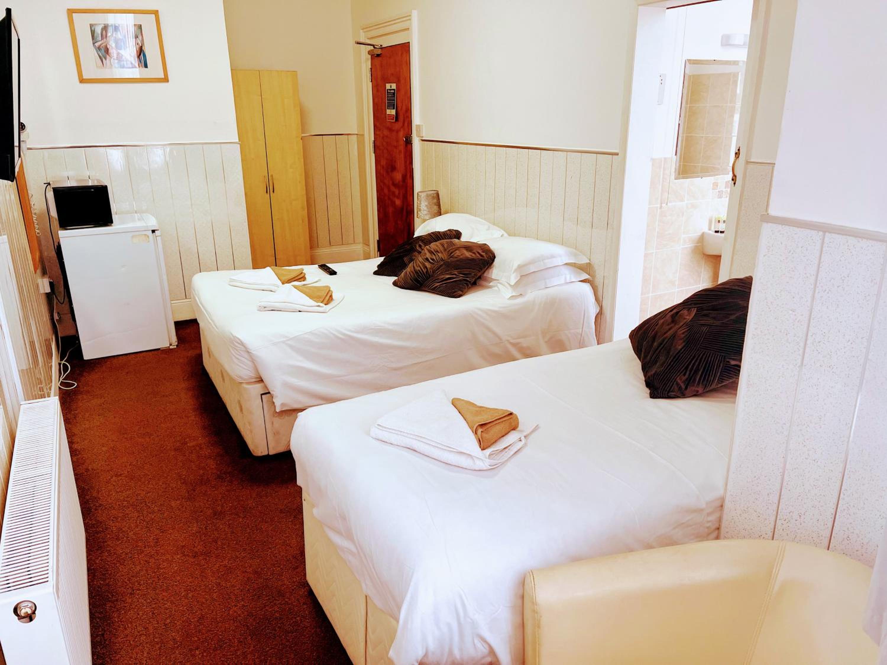 Double Room - Photo 1
