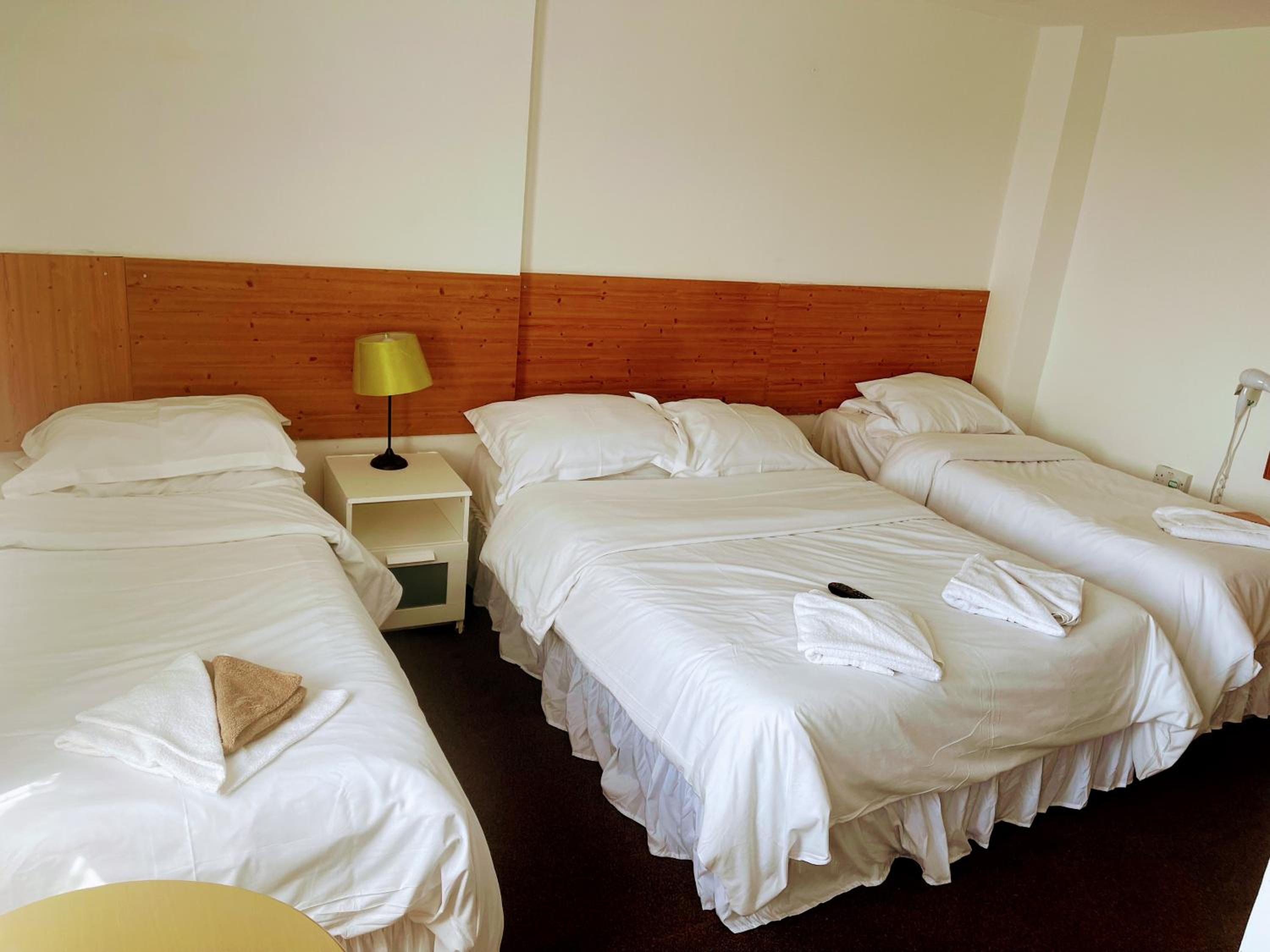 Quadruple Room - Photo 30