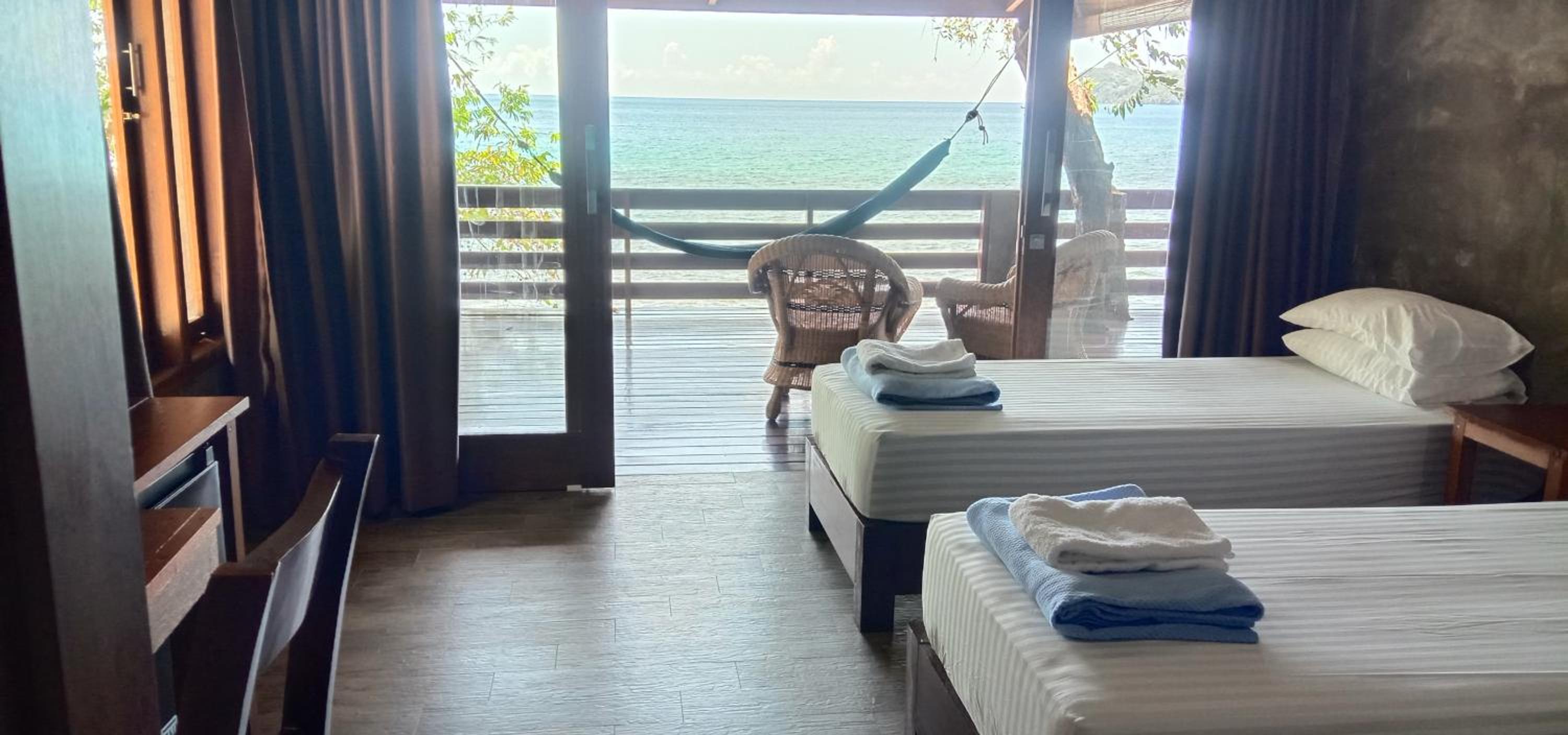 Deluxe Double or Twin Room with Ocean View
