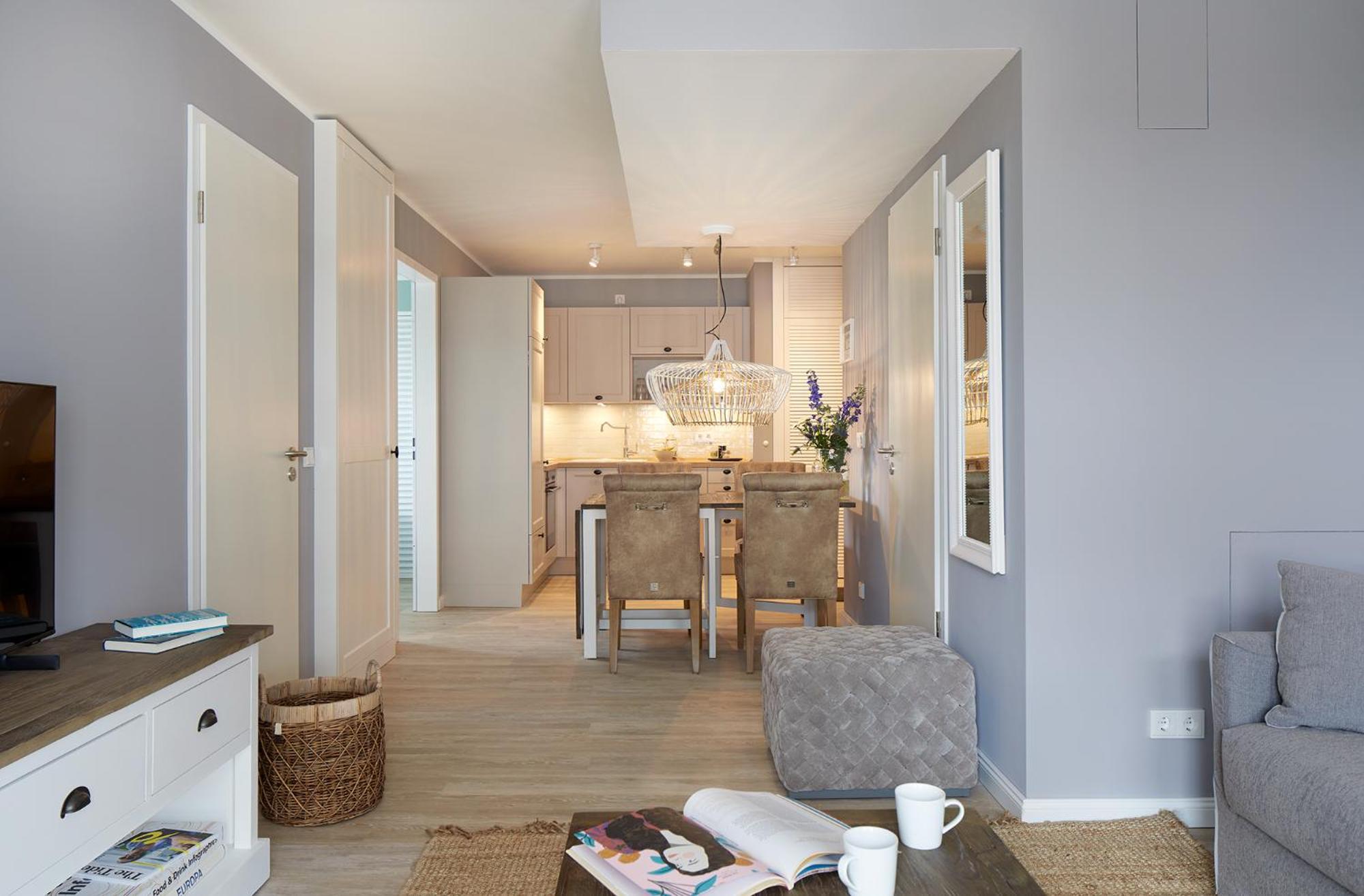 Two-Bedroom Apartment with Ocean View - Photo 3