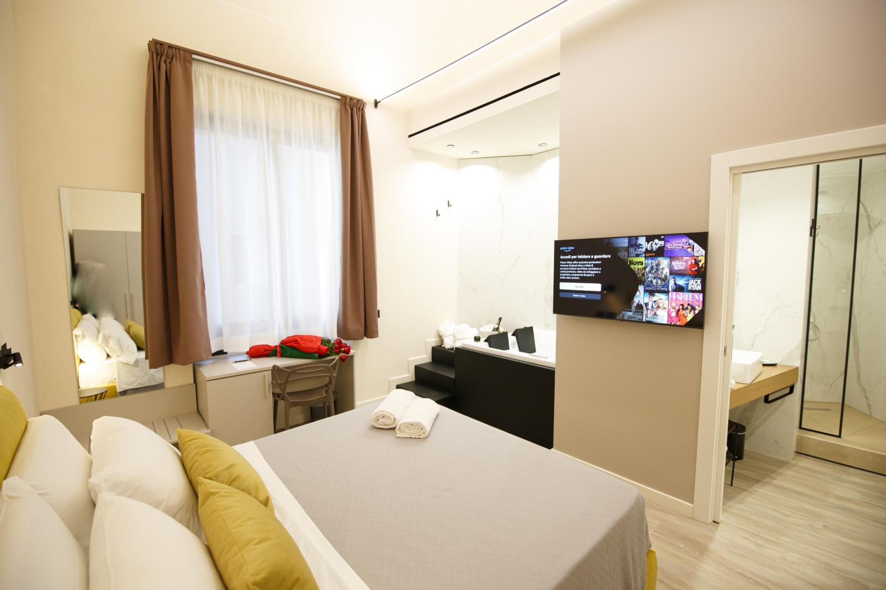 Superior King Room photo 3