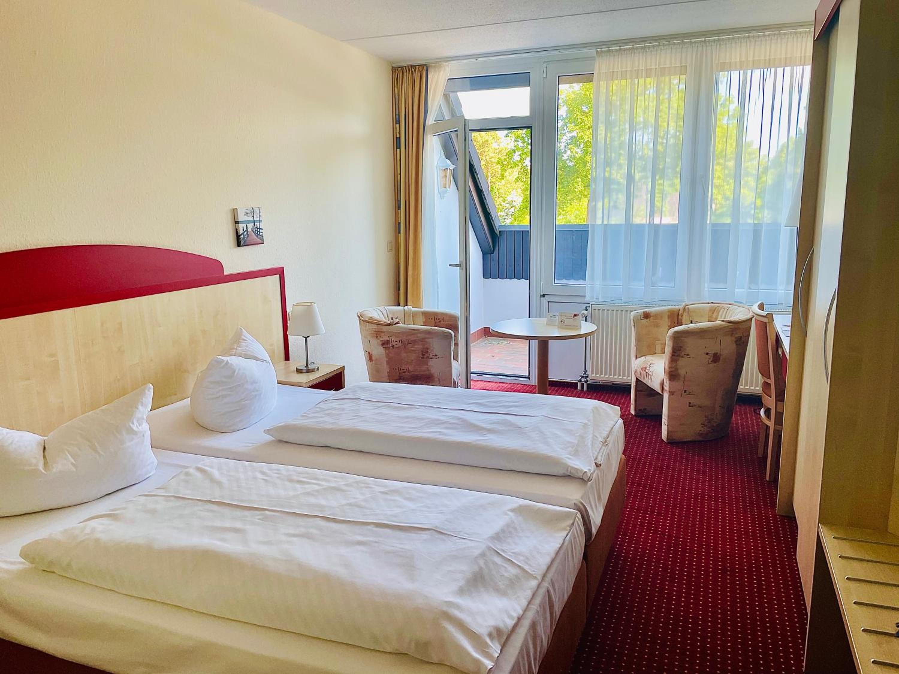 Single Room photo 2