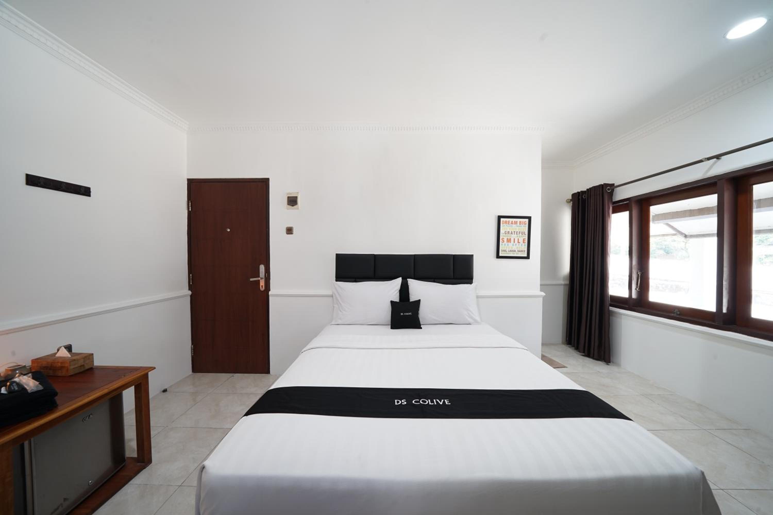 Suite Room - Photo 3