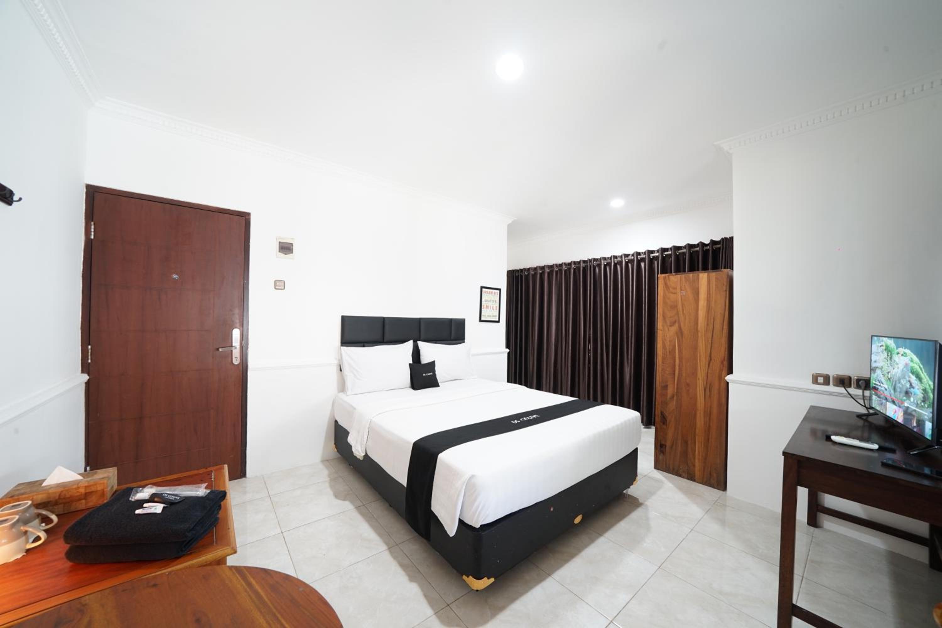 Suite Room - Photo 5