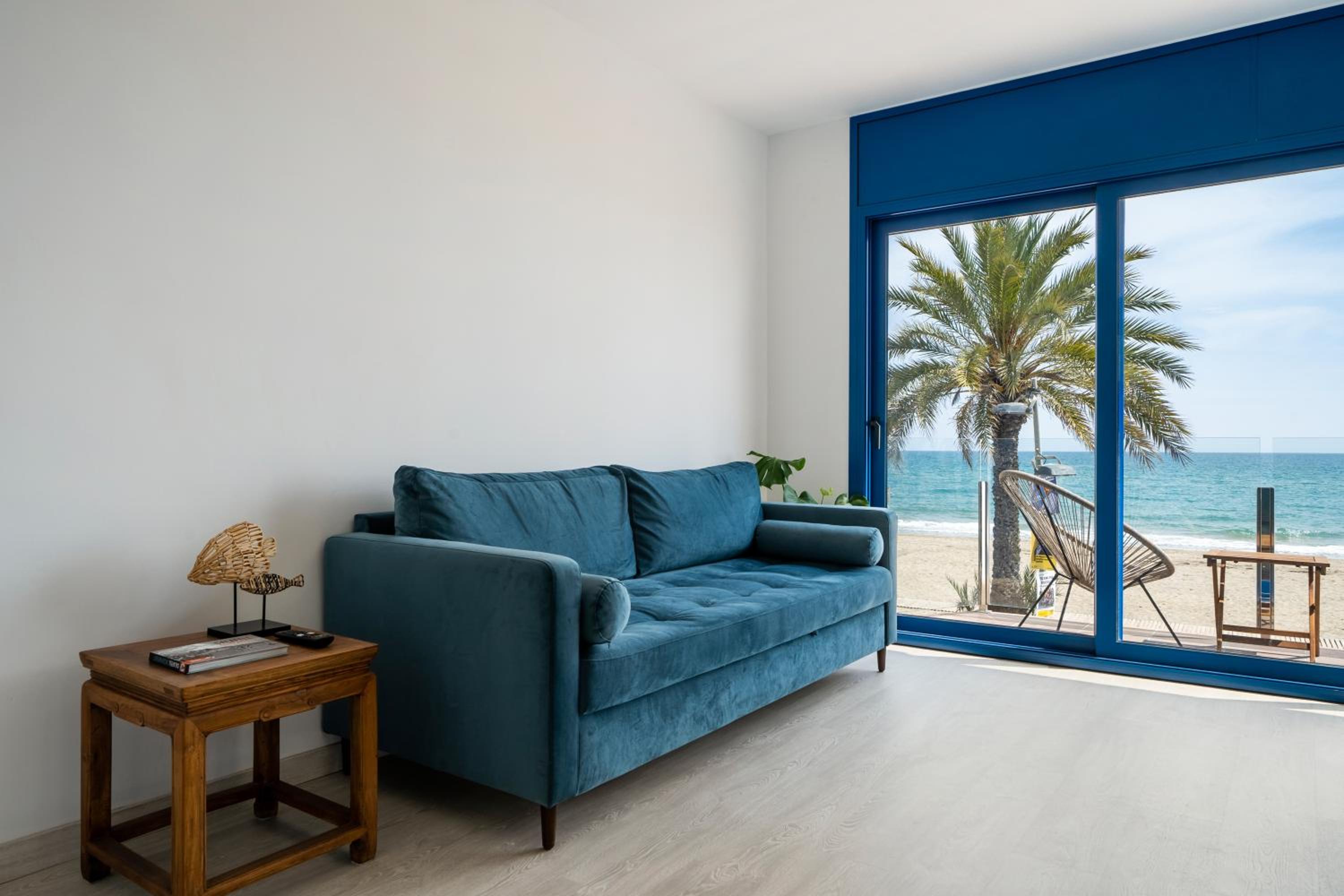 Three-Bedroom Apartment with Water View photo 3