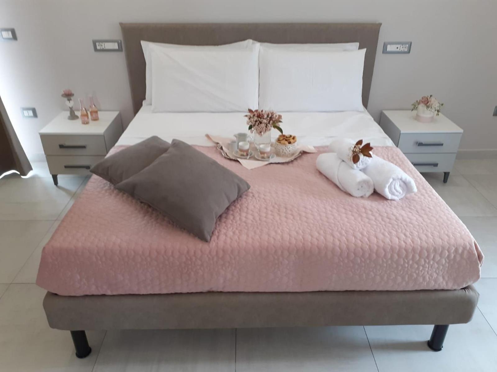 Deluxe Room - Photo 3