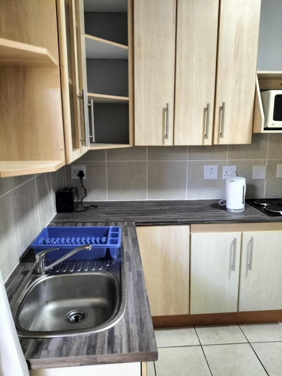 Double Room - Photo 12