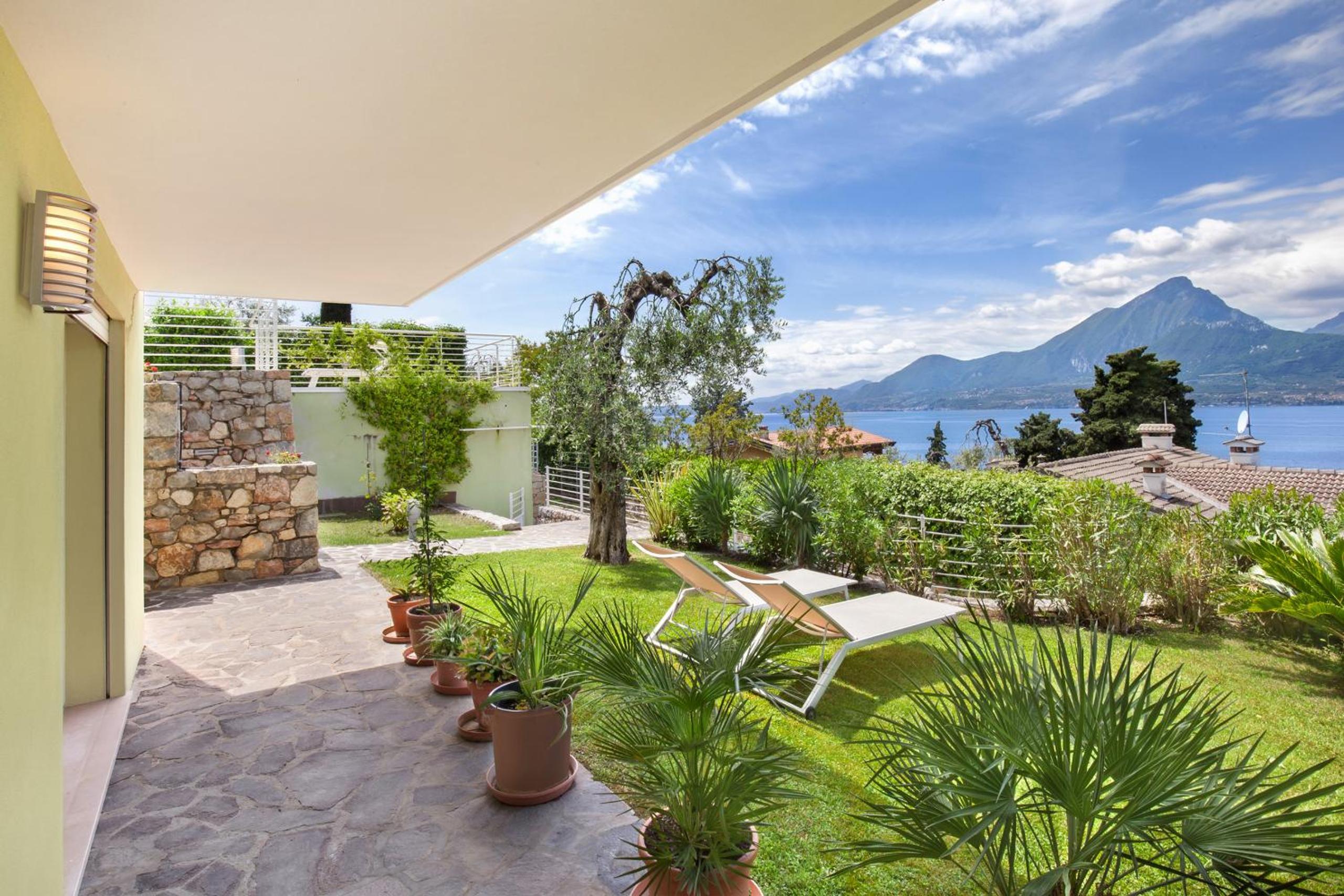 Two-Bedroom Villa photo 2