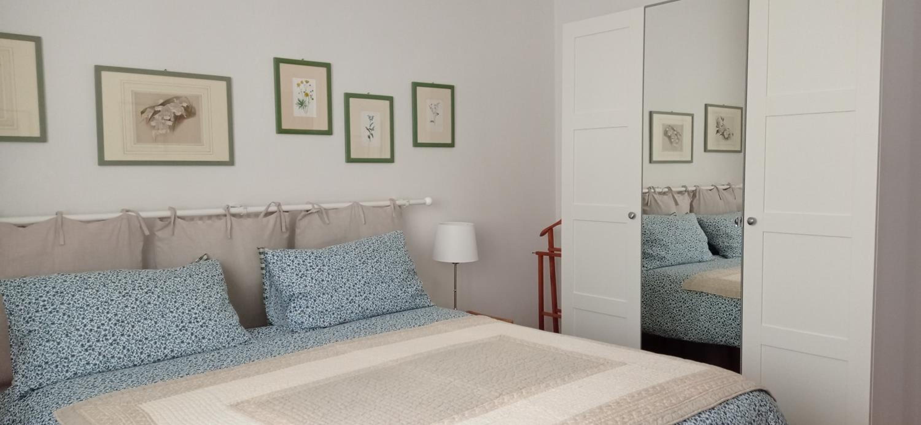 Two-Bedroom Apartment - Photo 24