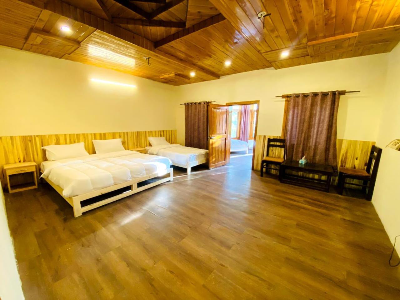 Deluxe Family Suite