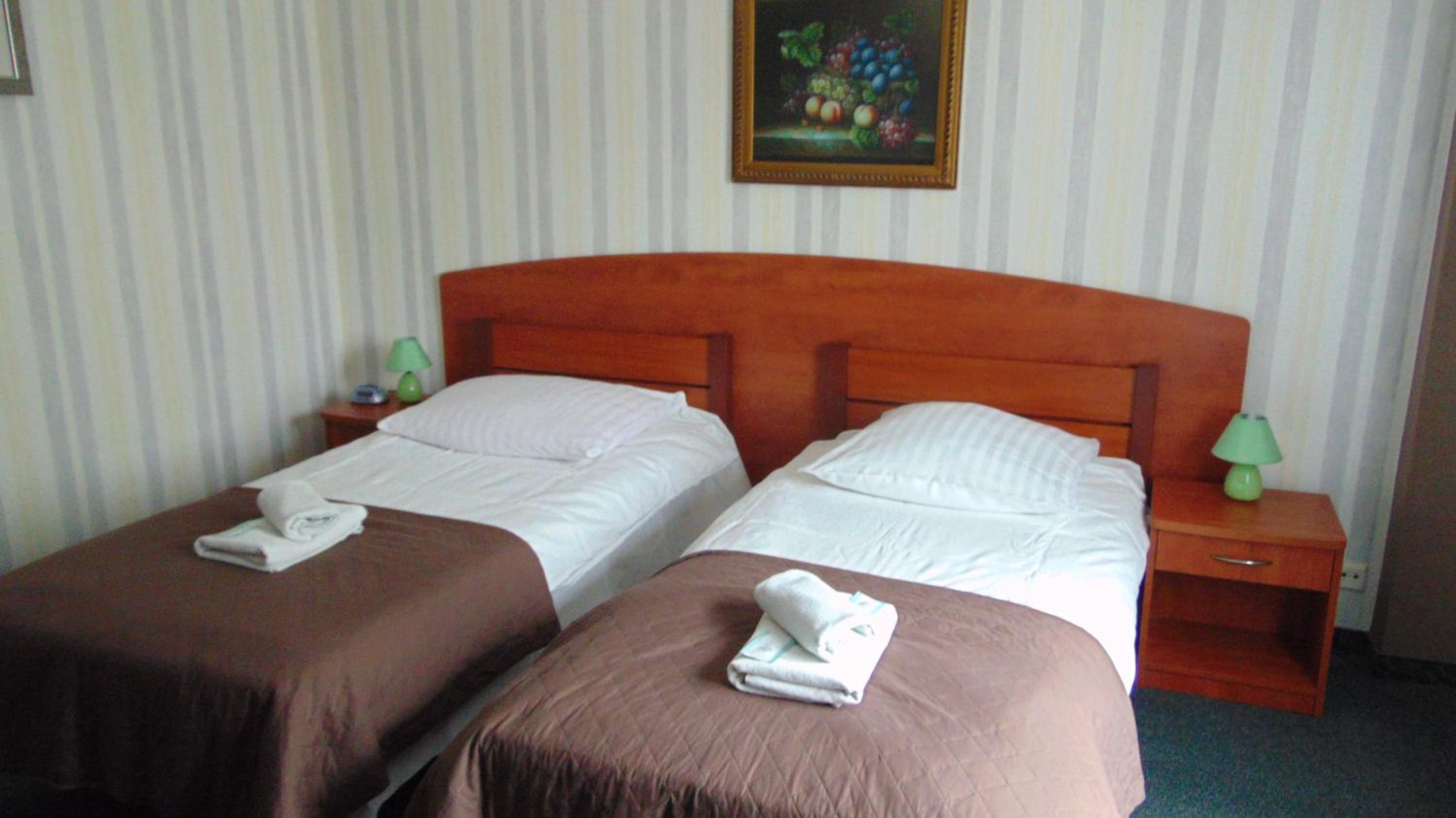 Twin Room - Photo 1