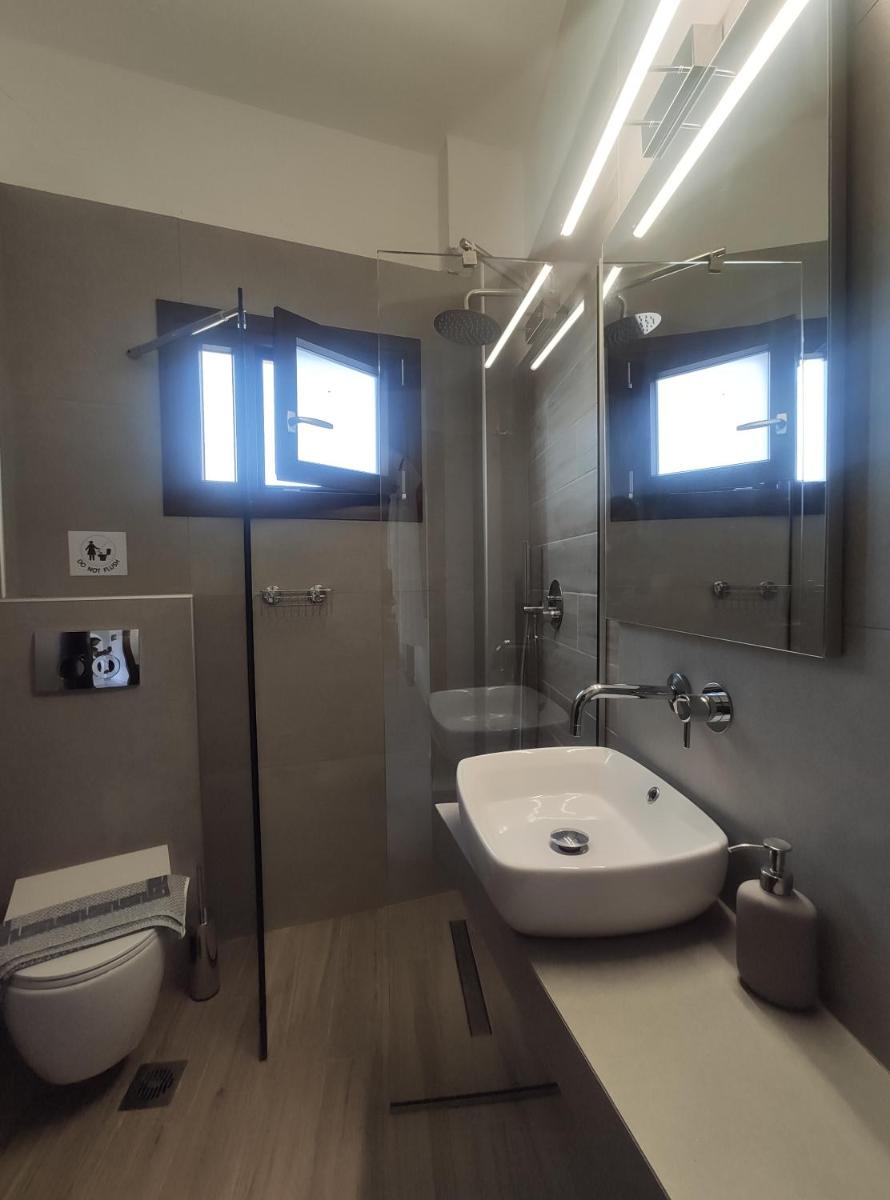 Apartment with Sea View (4 Adults)