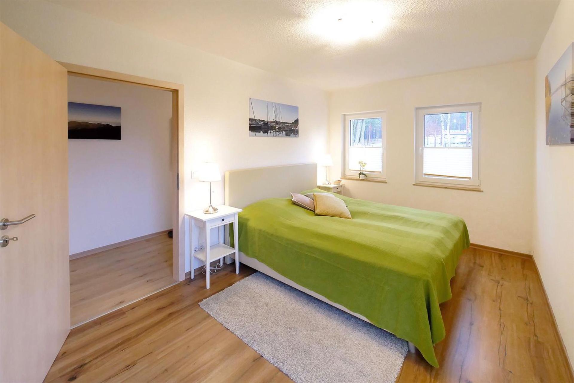 One-Bedroom Apartment with Terrace photo 1