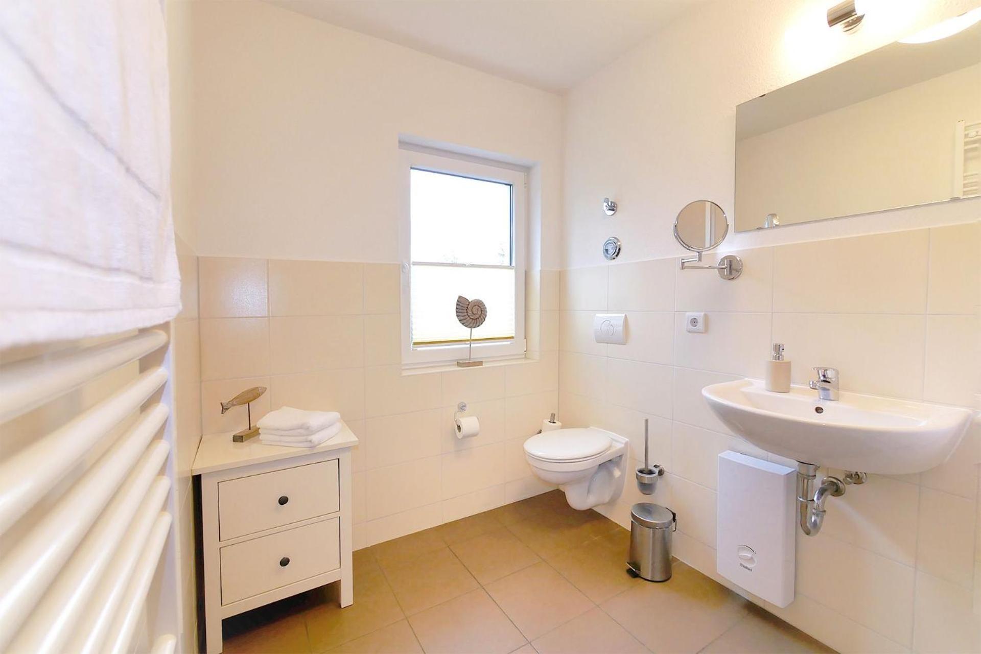 One-Bedroom Apartment with Terrace photo 2