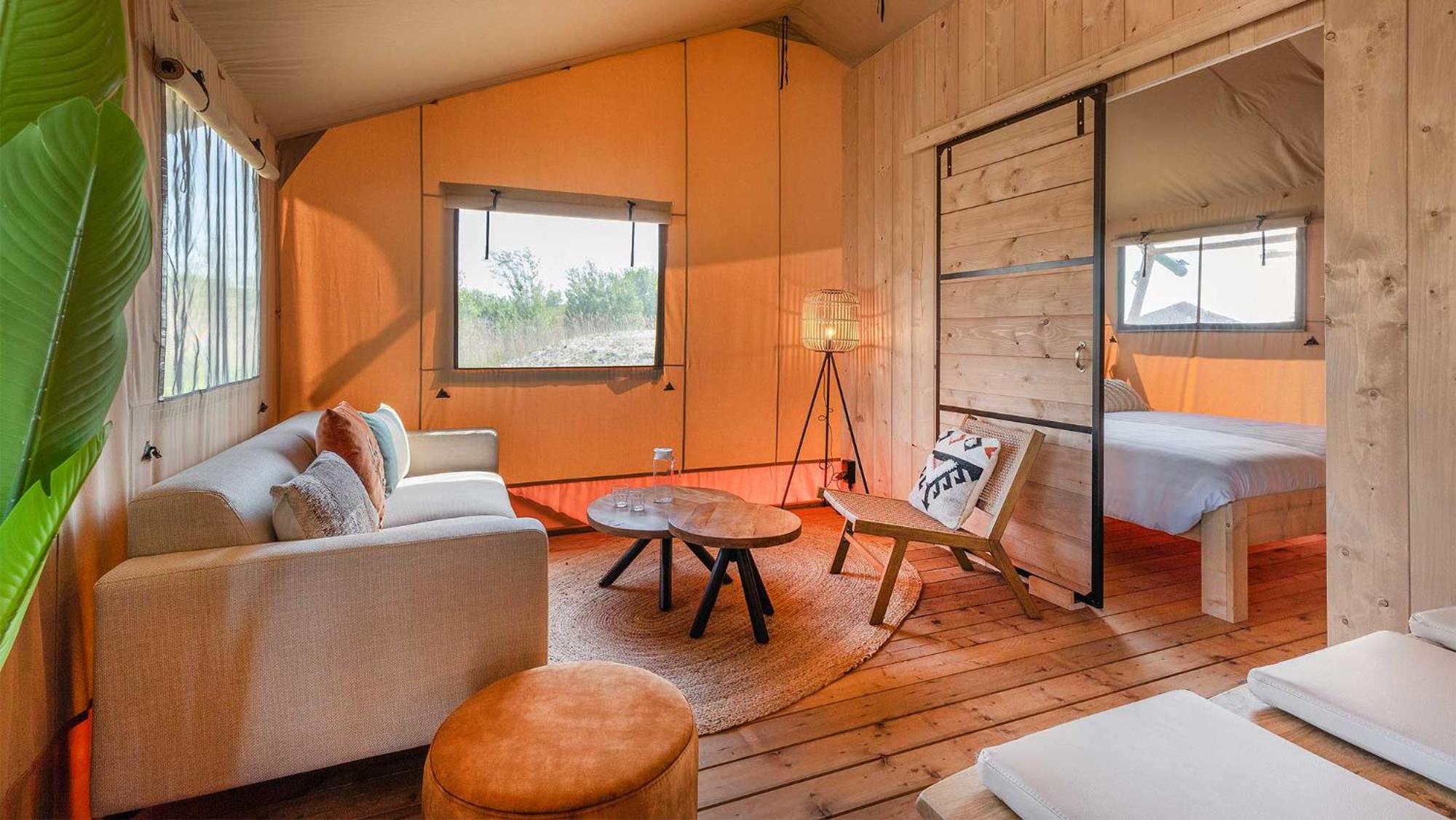 Luxe glamping tent met 3 slaapkamers
